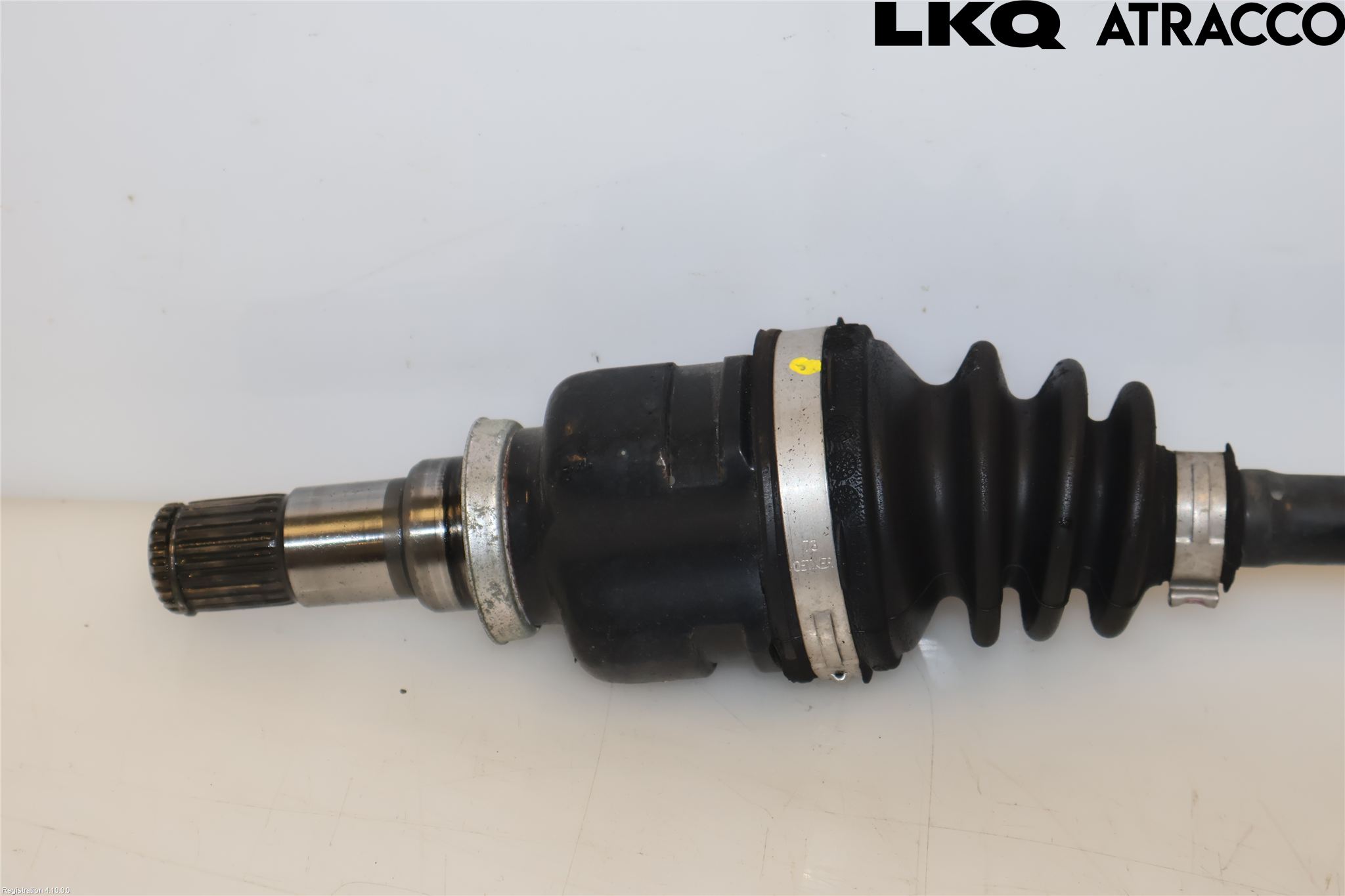 Toyota AYGO 15-21 Drivaksel Foran Kompl Venstre
