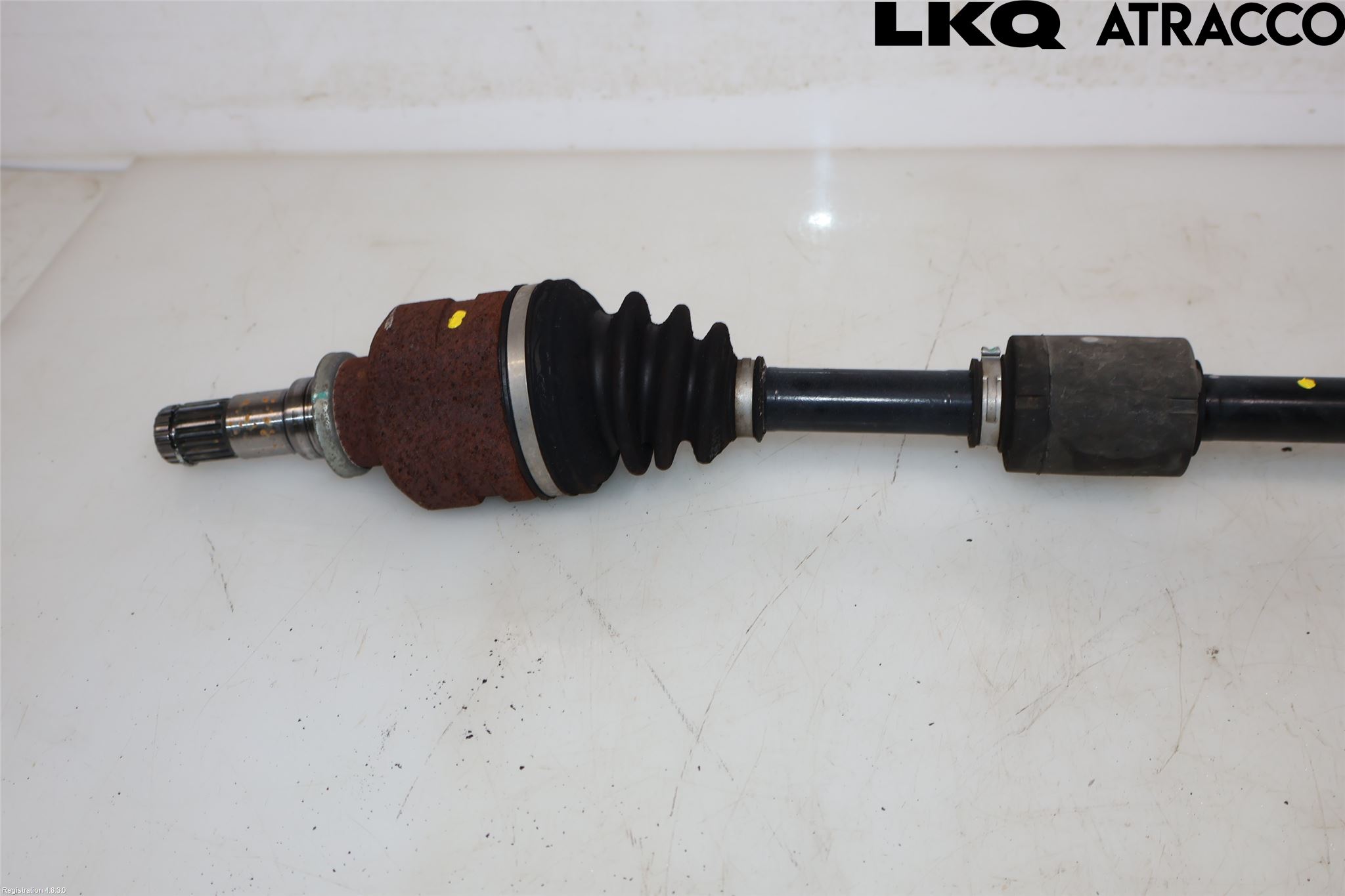 Toyota YARIS XP130 12-14 Drivaksel Foran Kompl Høyre