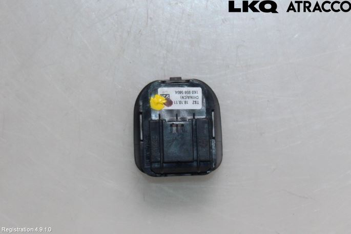 Volkswagen VW PASSAT 11-14 Bryter Speil