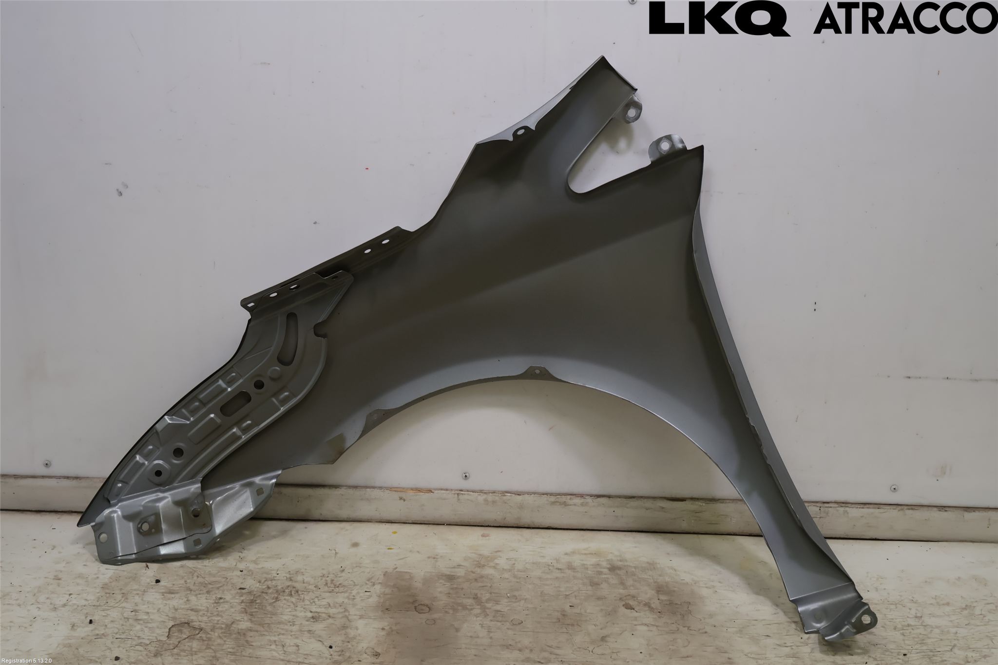 Toyota AVENSIS 09-15 Skjerm Foran Høyre