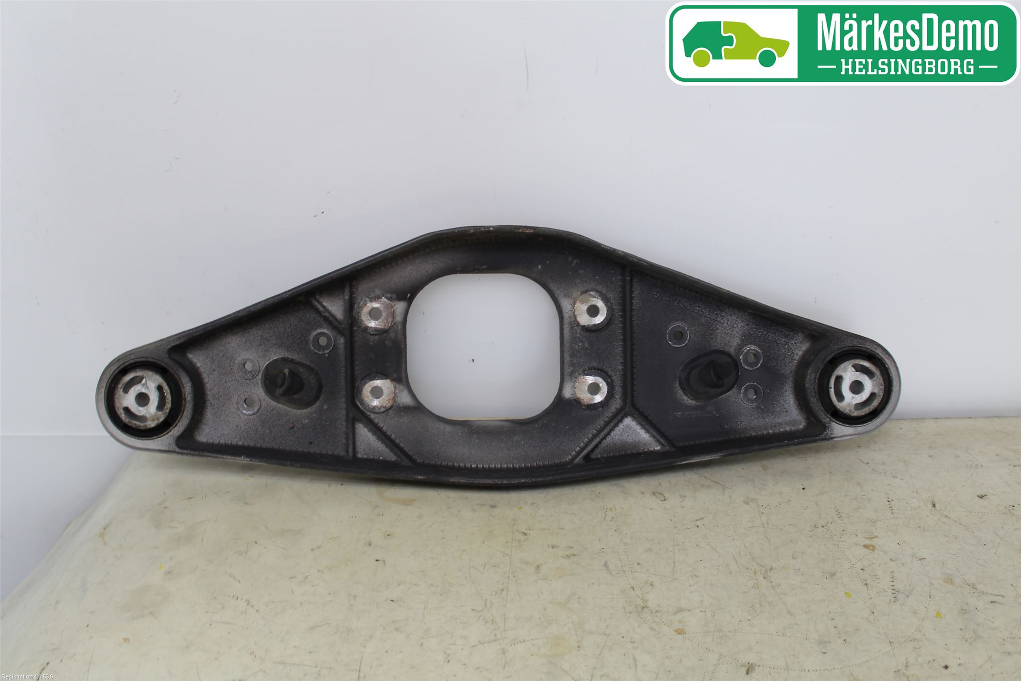 Mercedes-Benz MB E-KLASS (W211) 02-09 Bakaksel Feste Travers-Ramme