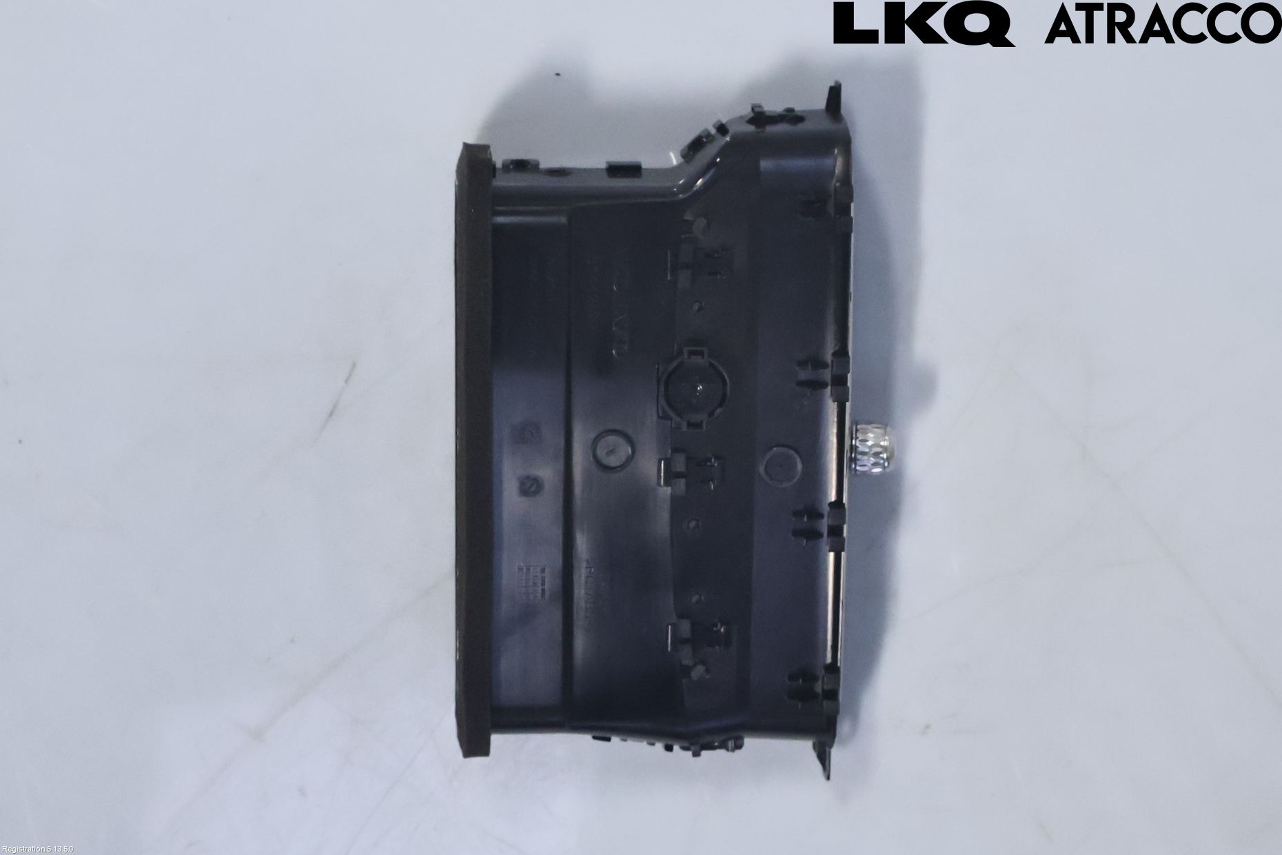Volvo XC40/RECHARGE 18- Dashbord Kanal - Dyse