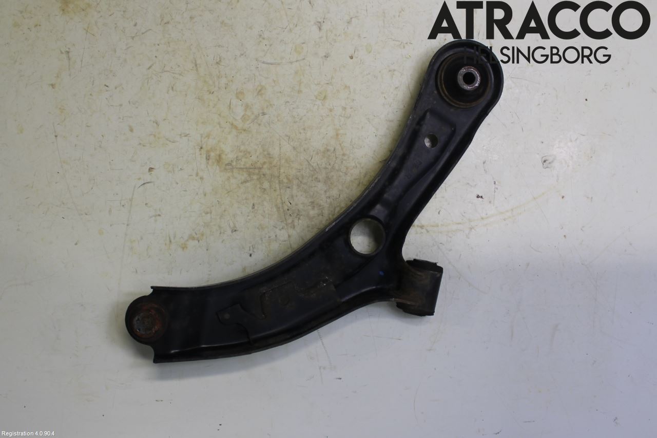 Suzuki SWIFT 11-16 Bærearm Foran Venstre Nedre
