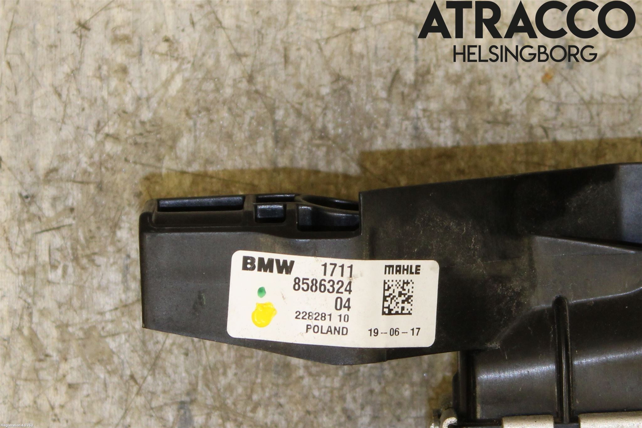 BMW X1 F48 15-22 Radiator Automat