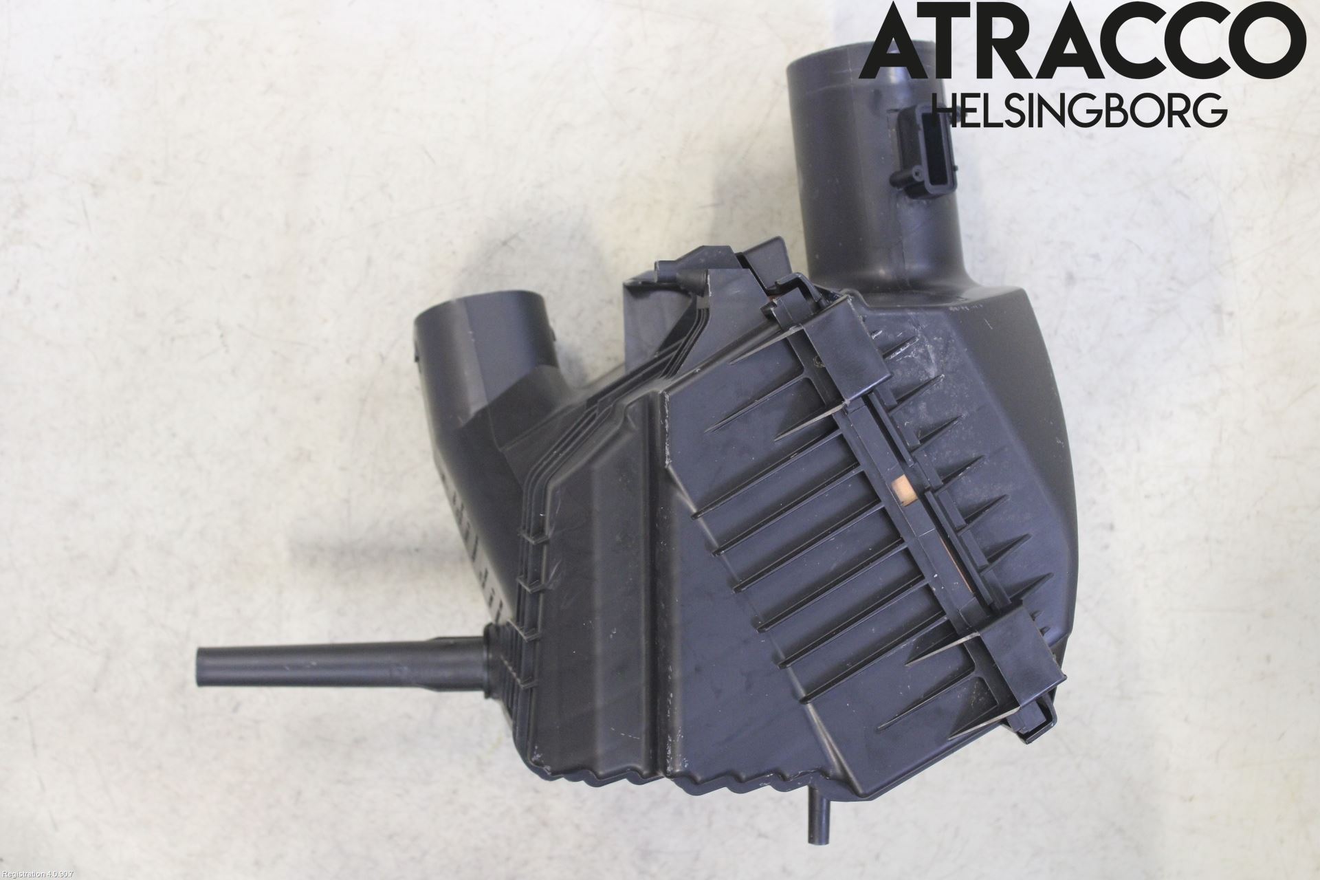 Nissan NV300 16-22 Luftfilter Boks