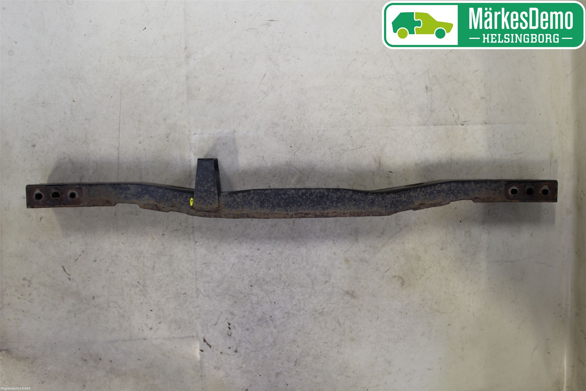 Toyota HILUX 05-16 Gearkasse Bjelke - Travers