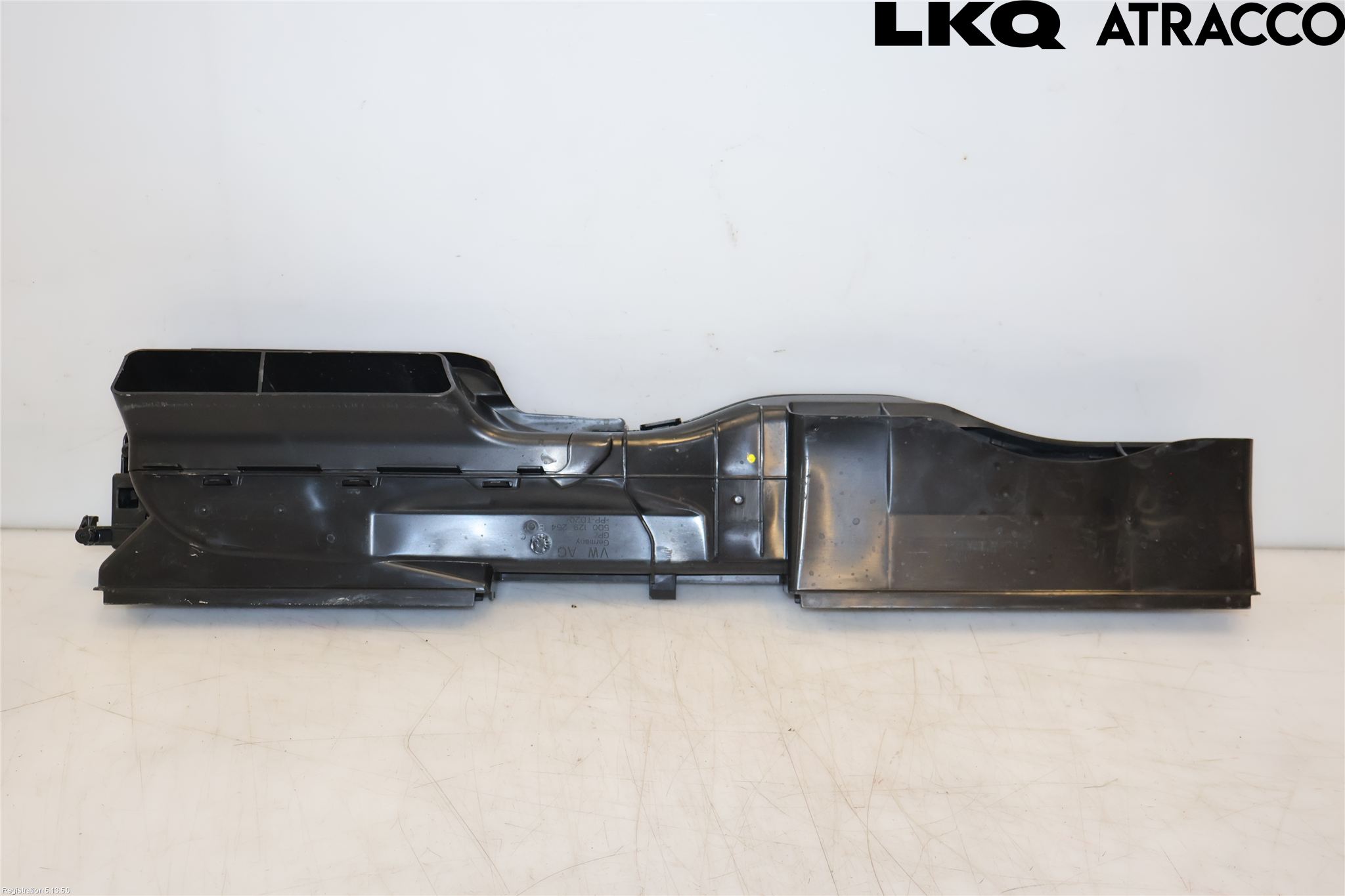 Volkswagen VW PASSAT 20-24 Luftstyring Front