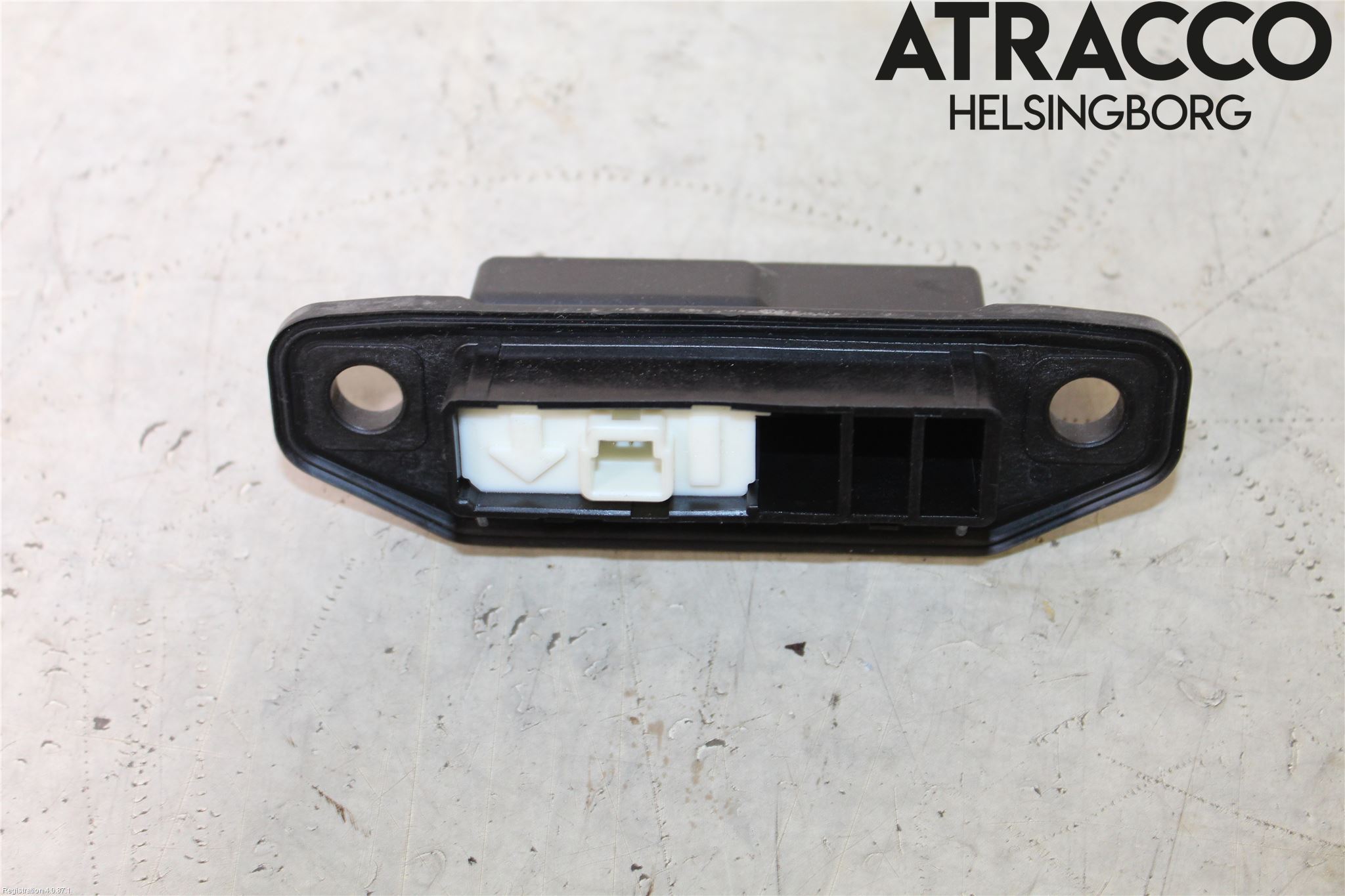 Toyota YARIS XP130 15-20 Bakluke Handtak Ytre