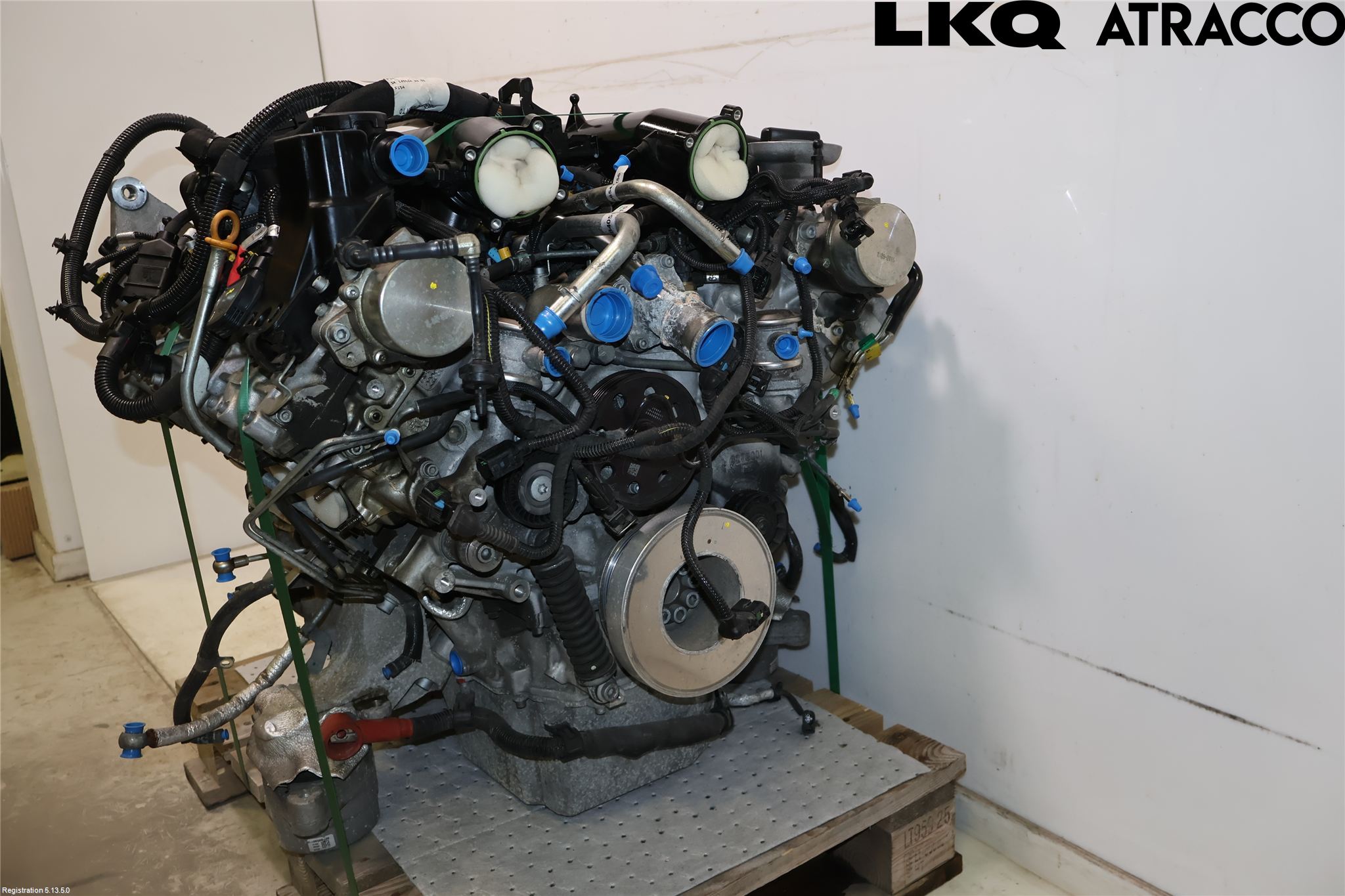 Maserati QUATTROPORTE Motor Bensin