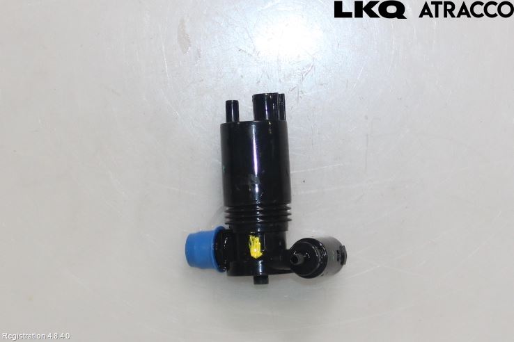 Nissan PULSAR Spylerpumpe Frontrute