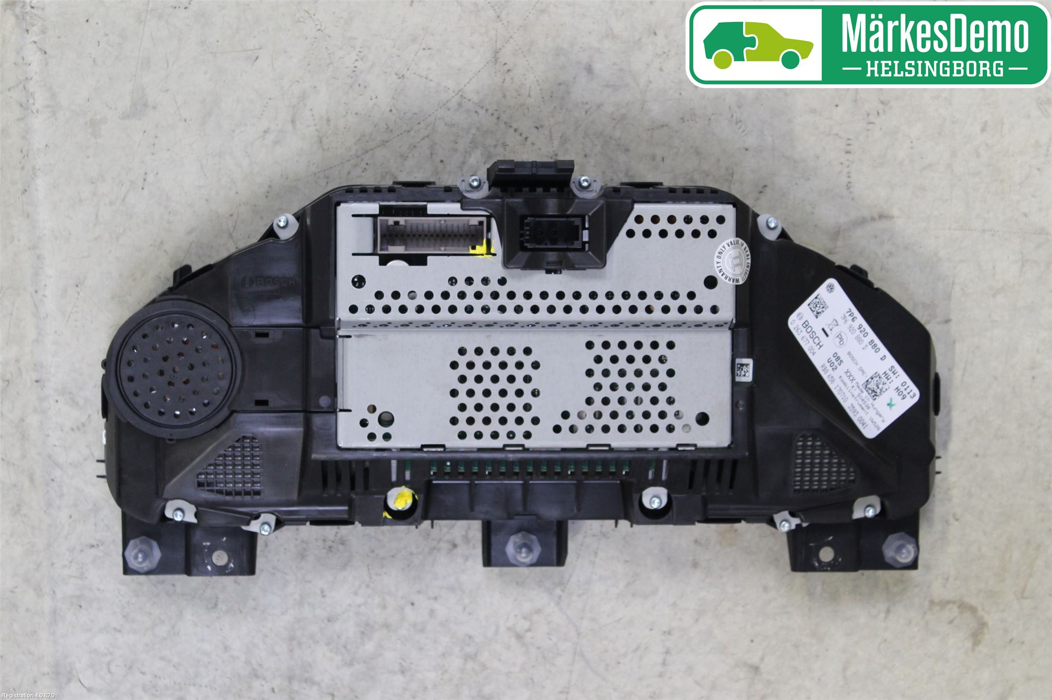 Volkswagen VW TOUAREG 7P 11-18 Instr Kombinert