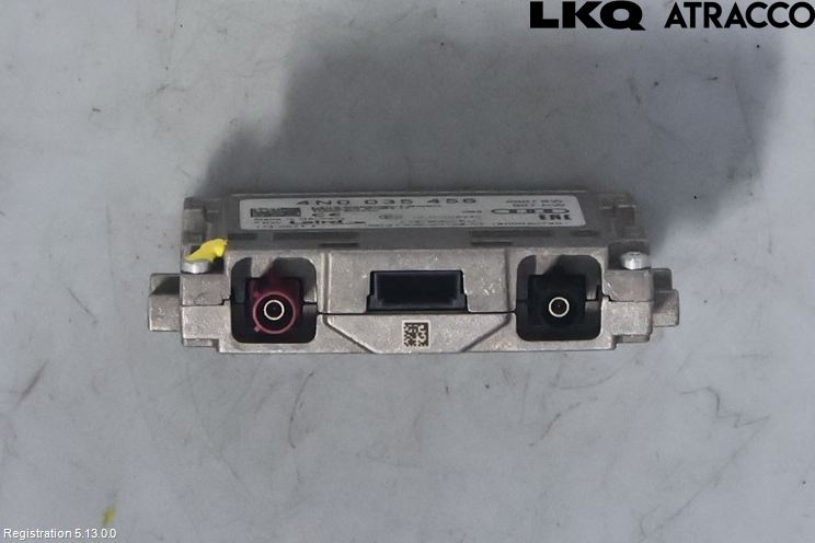 Volkswagen VW TOUAREG CR 18- Stereo Antenneforsterker
