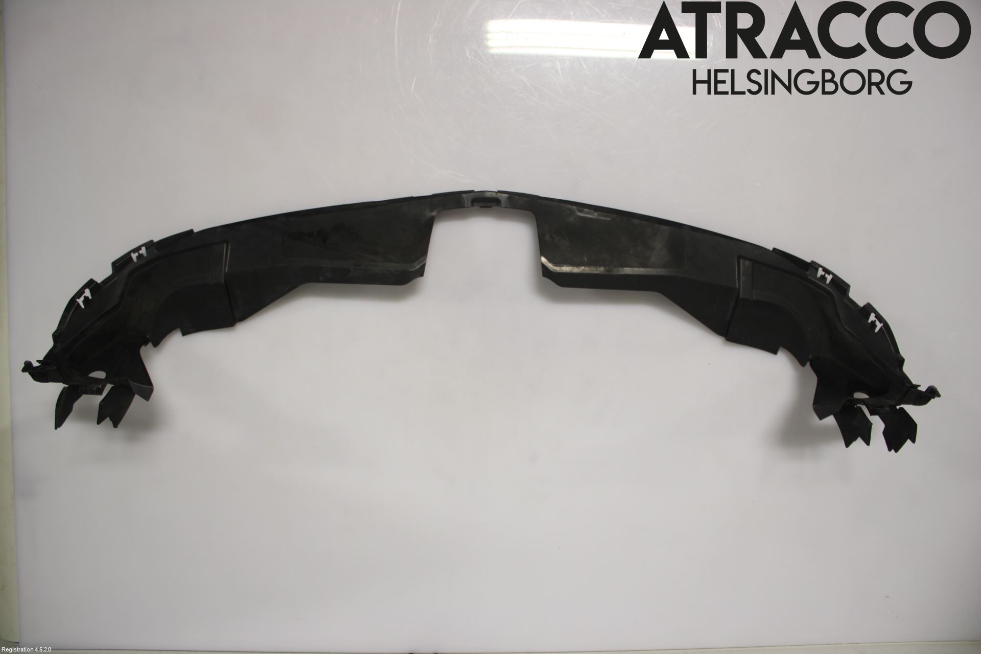 Mercedes-Benz MB C-KLASS (W205) 14-21 Luftstyring Front