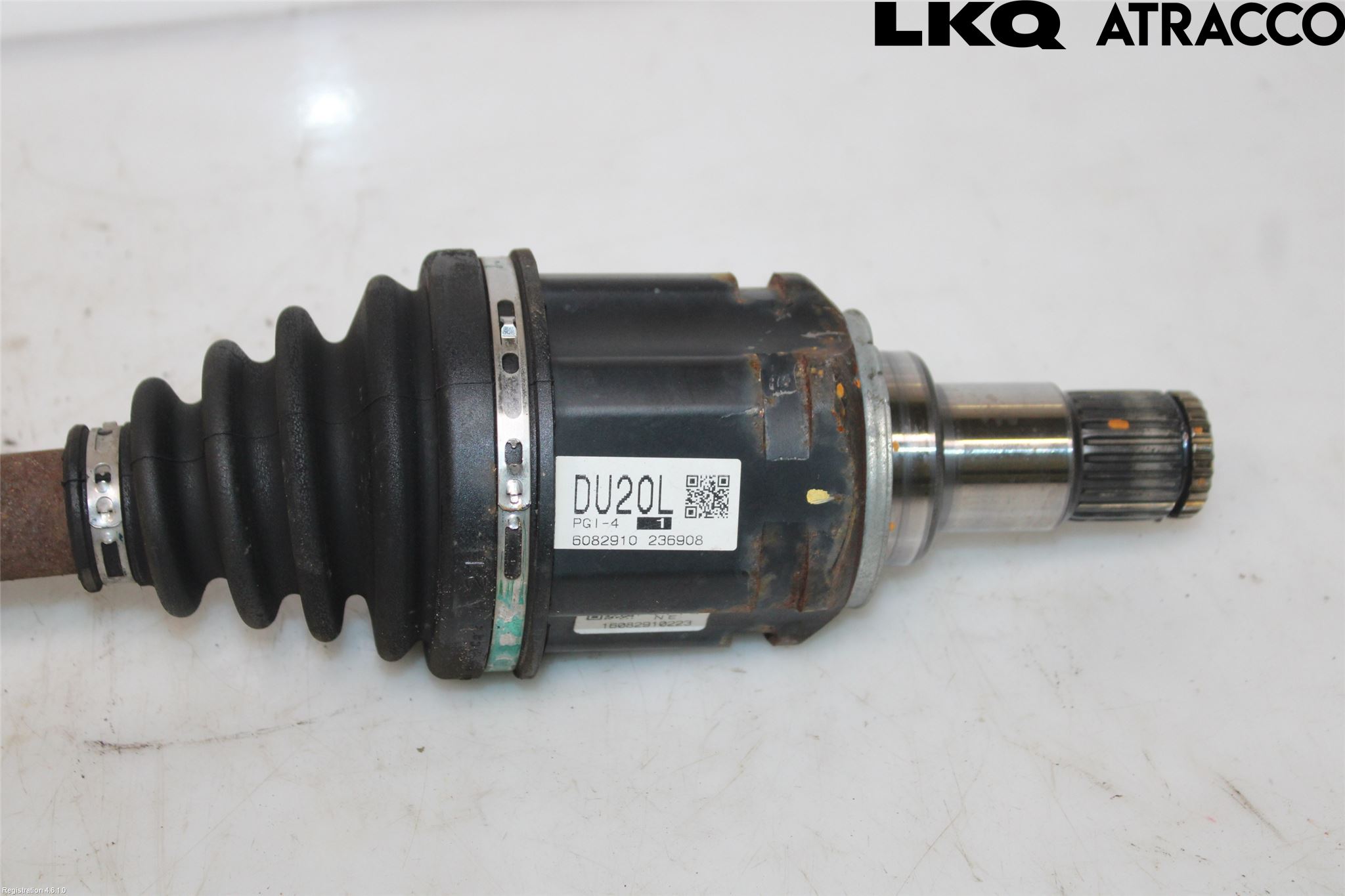 Toyota RAV4 13-18 Drivaksel Foran Kompl Venstre