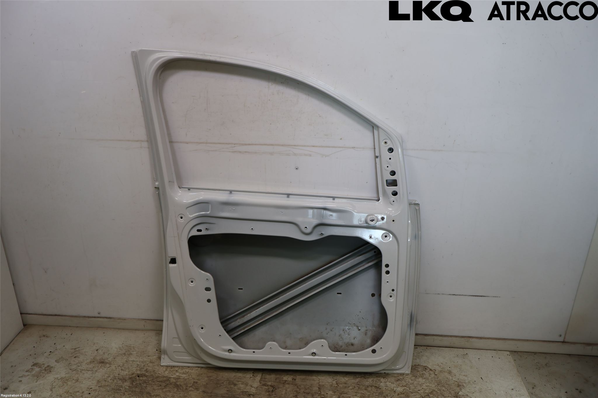 Volkswagen VW CADDY 11-15 Dør 4D Foran Venstre