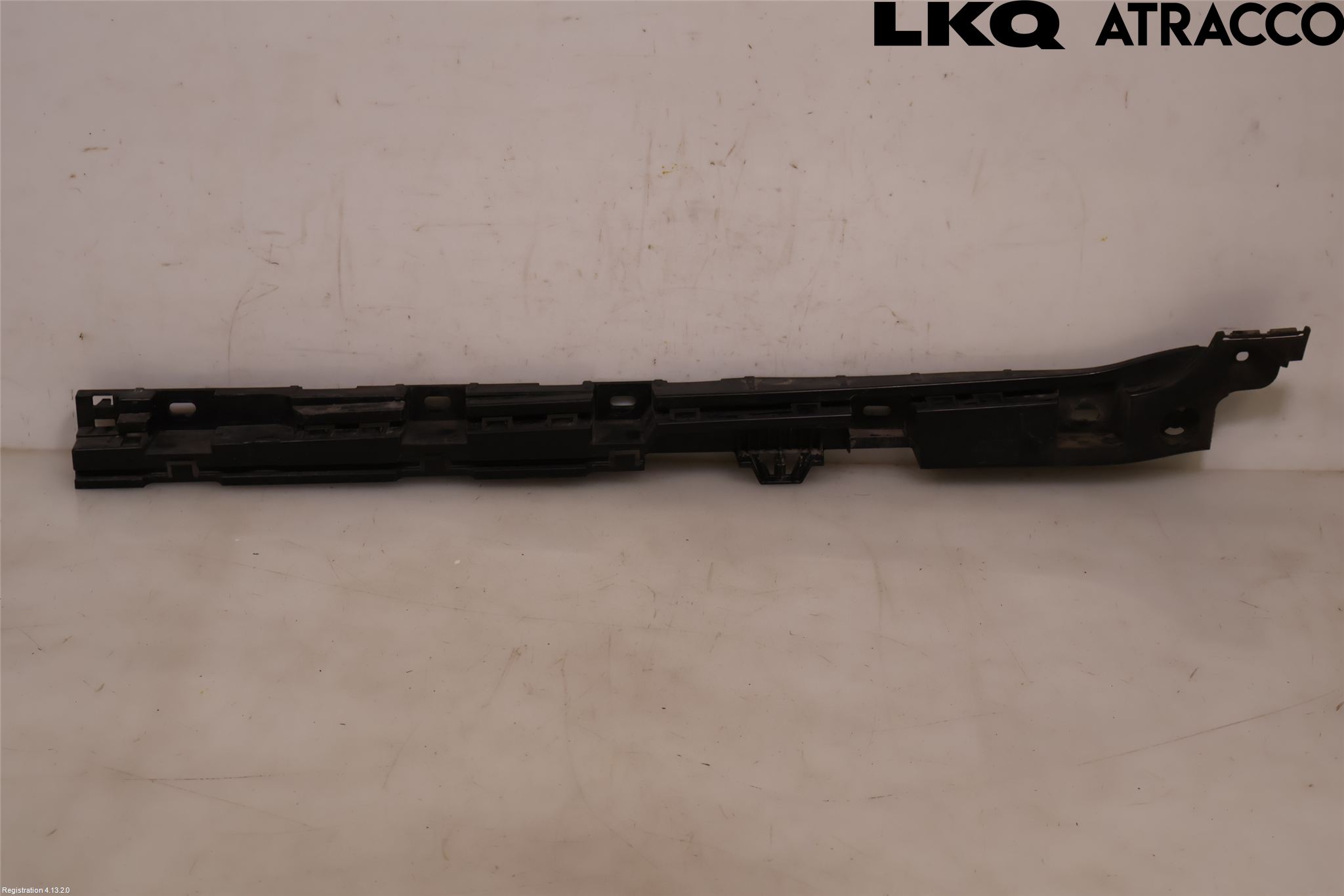 BMW 5 F10/F11/F18 09-17 Kanalskjørt Venstre