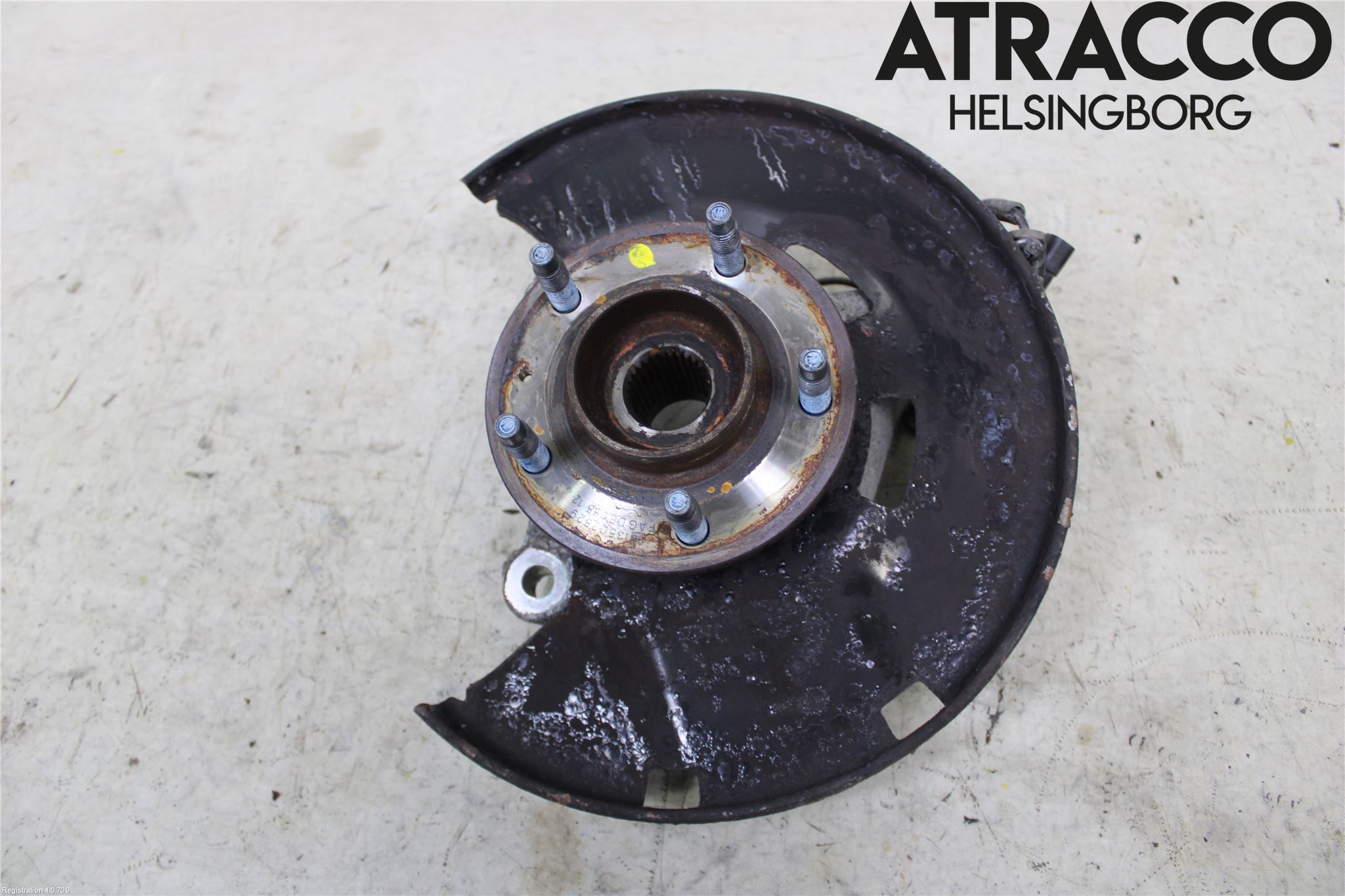 Opel ASTRA J 10-15 Spindel Vf