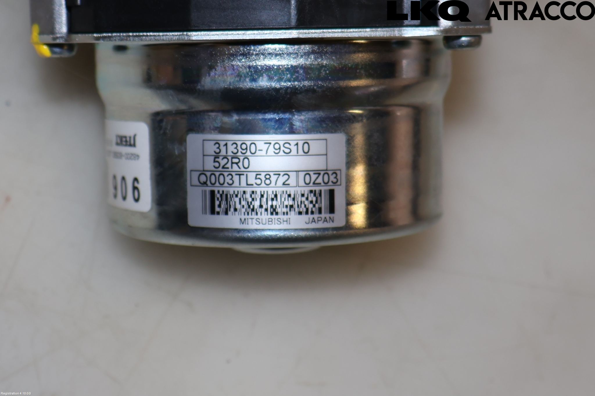 Suzuki SWIFT 17-24 Rattakselaggregat Innebygd Servo