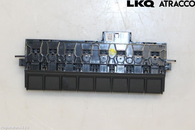 Dacia DUSTER 18-24 Bryter Multifunksjon