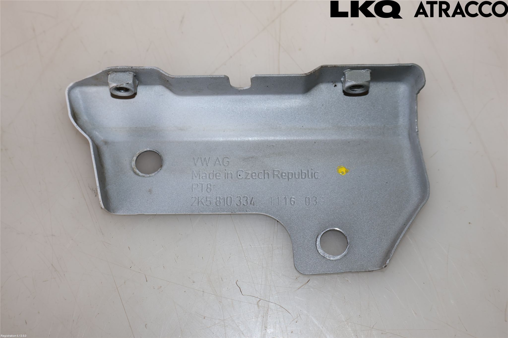 Volkswagen VW CADDY 16-20 Fenderfeste Foran Høy
