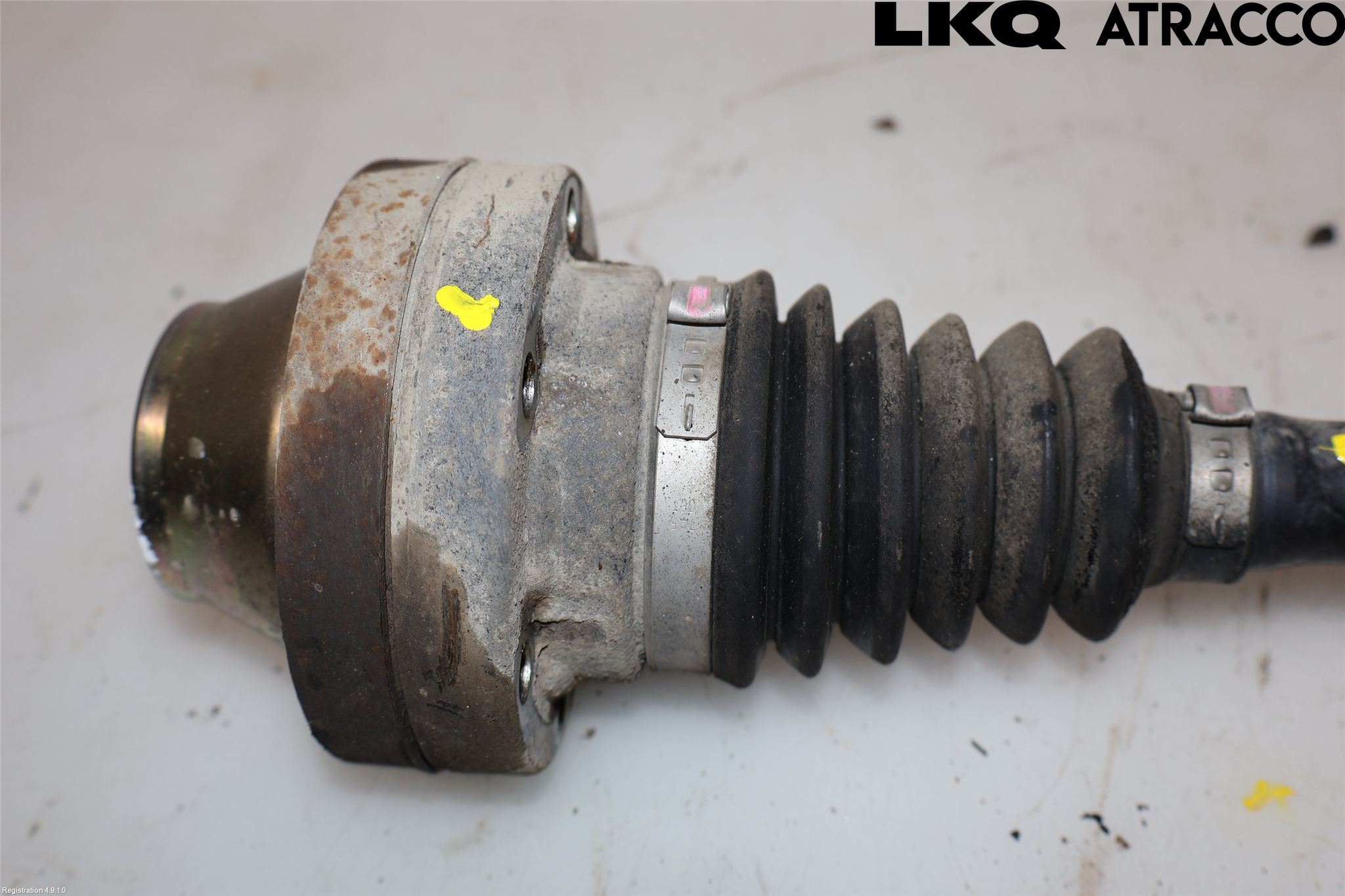 Volkswagen VW AMAROK 2H 10-22 Drivaksel Foran Kompl Høyre