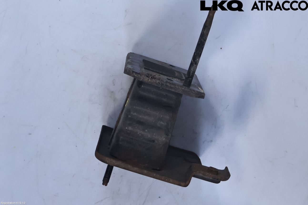 Hyundai i40 16-18 Støtfanger Bak Feste