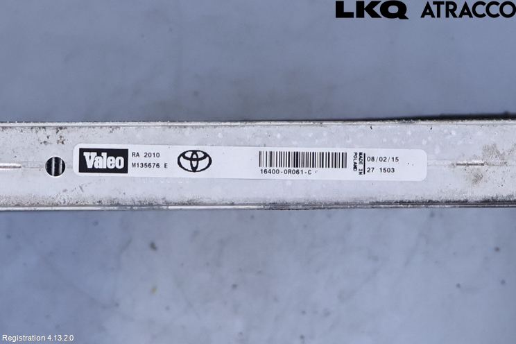 Toyota AVENSIS 09-15 Radiator Manuell