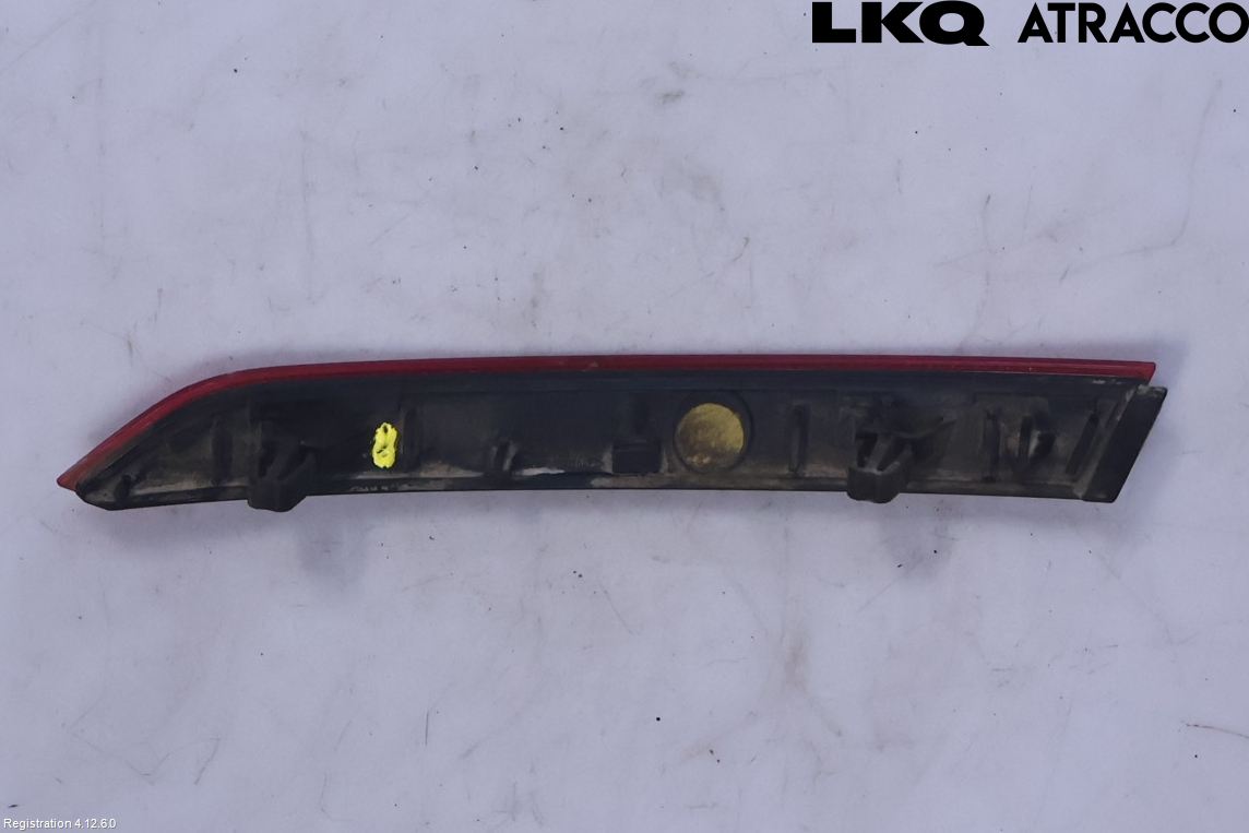 Volkswagen VW PASSAT 15-19 Refleks Bak