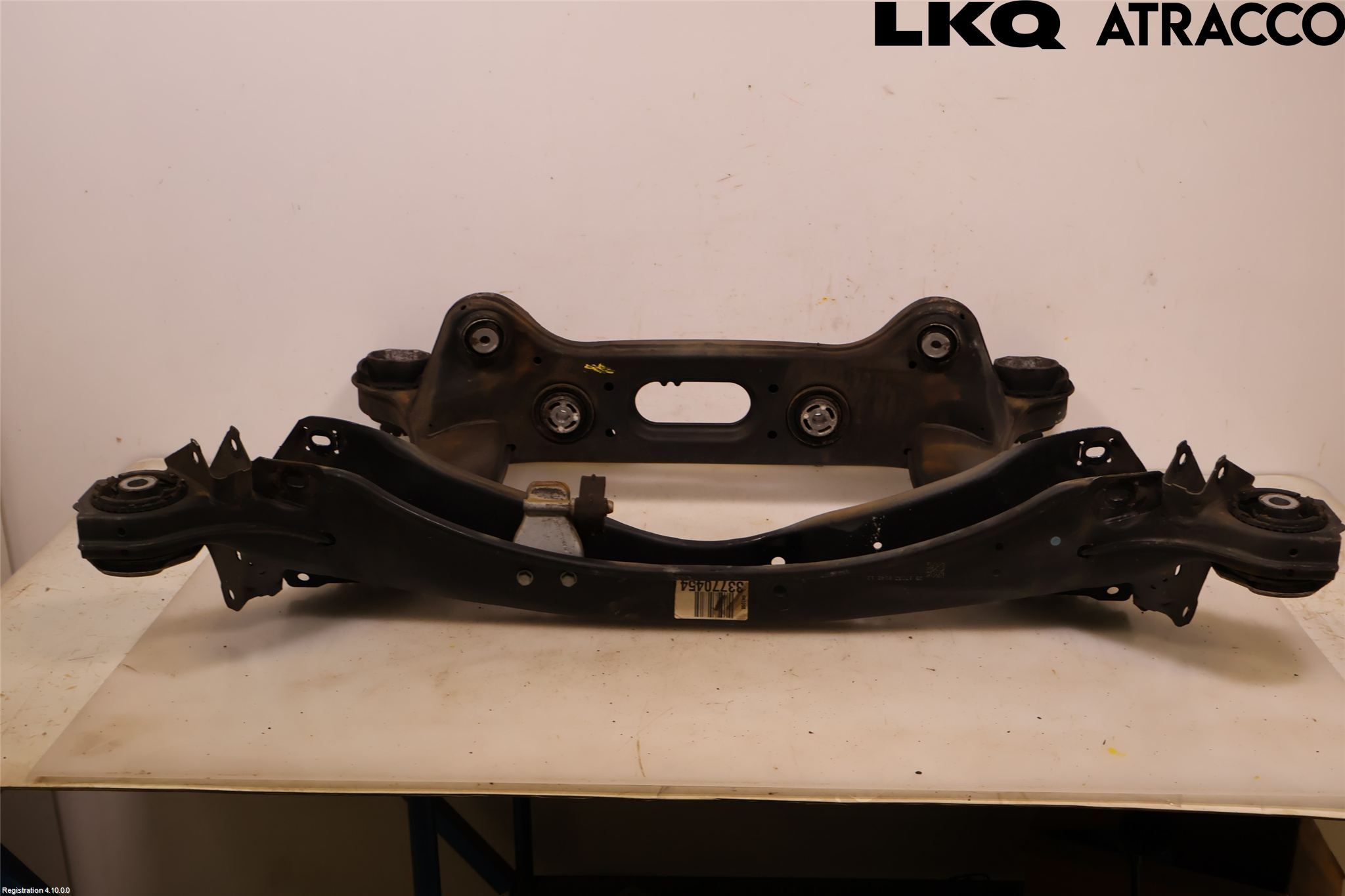 Mercedes-Benz MB C-KLASS (W205) 14-21 Bakaksel Feste Travers-Ramme