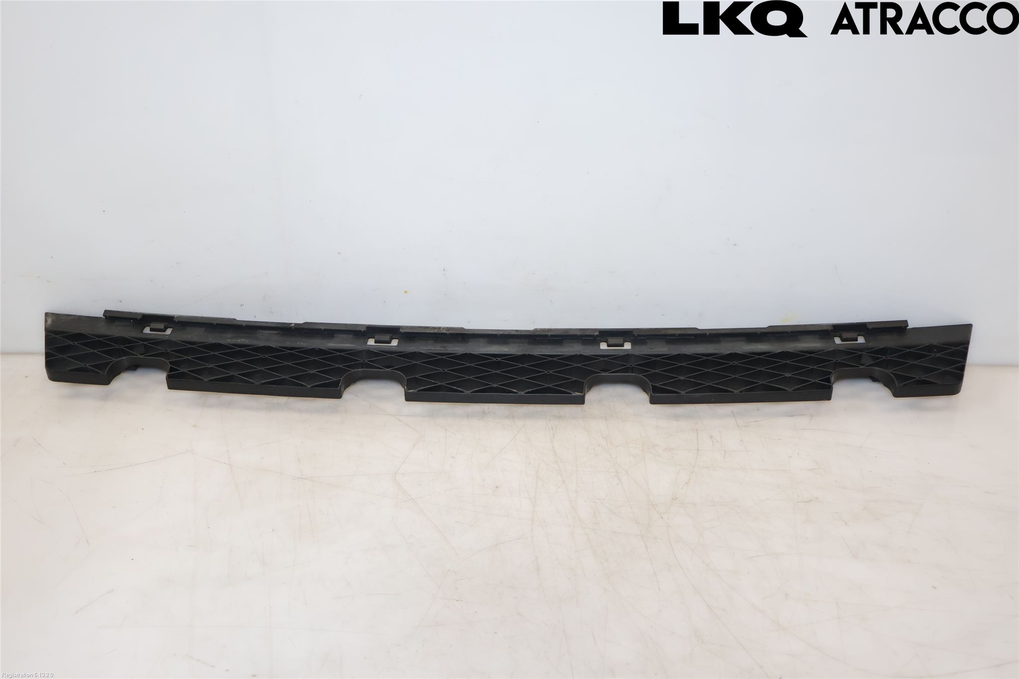 Volkswagen VW PASSAT 11-14 Støtfanger Bak Midt Del