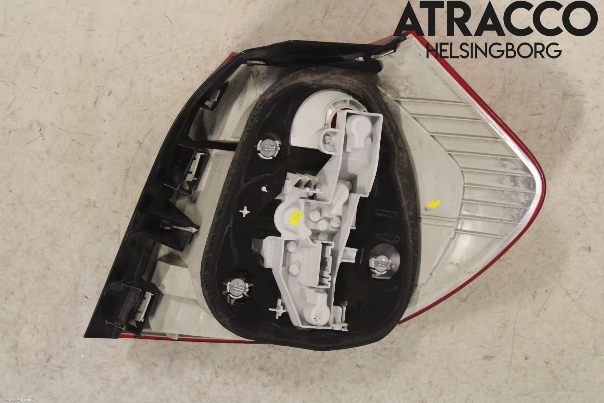 BMW 1 E87/81 5D/3D 03-11 Baklykt Venstre