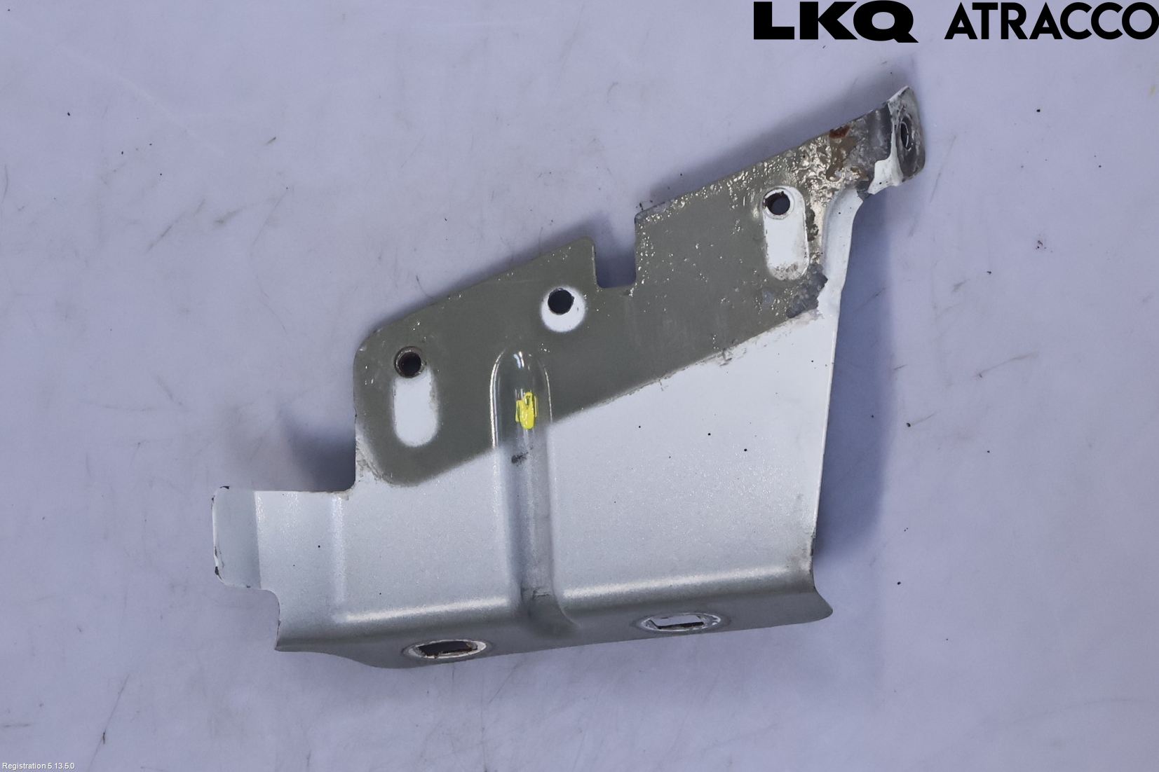 Nissan NV400 12-24 Frontskjermfeste Venstre