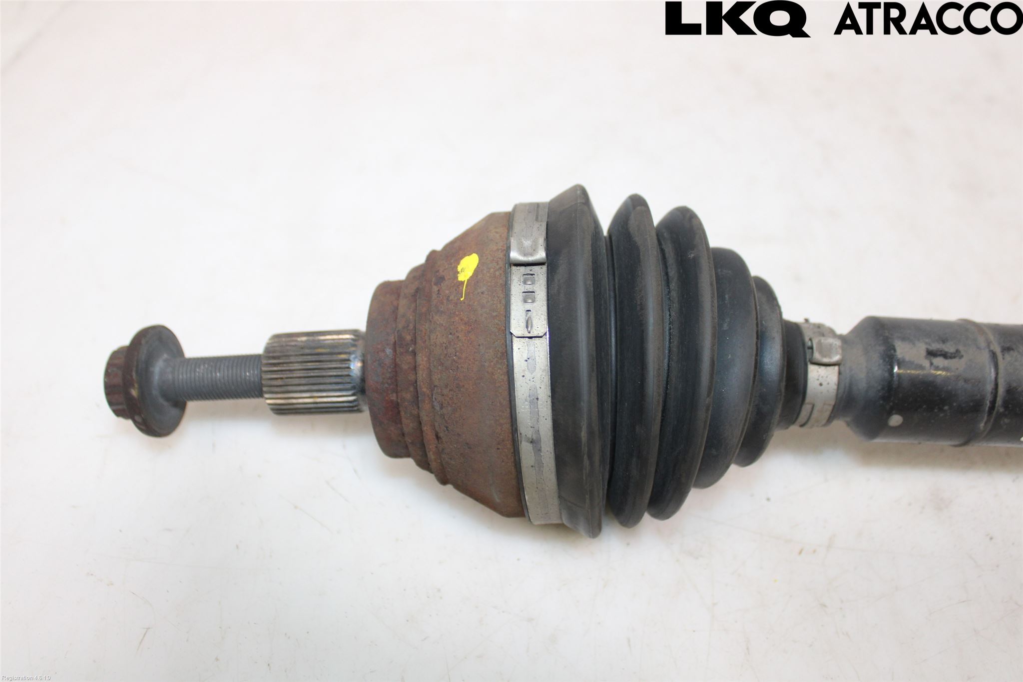 Volkswagen VW PASSAT 15-19 Drivaksel Foran Kompl Høyre