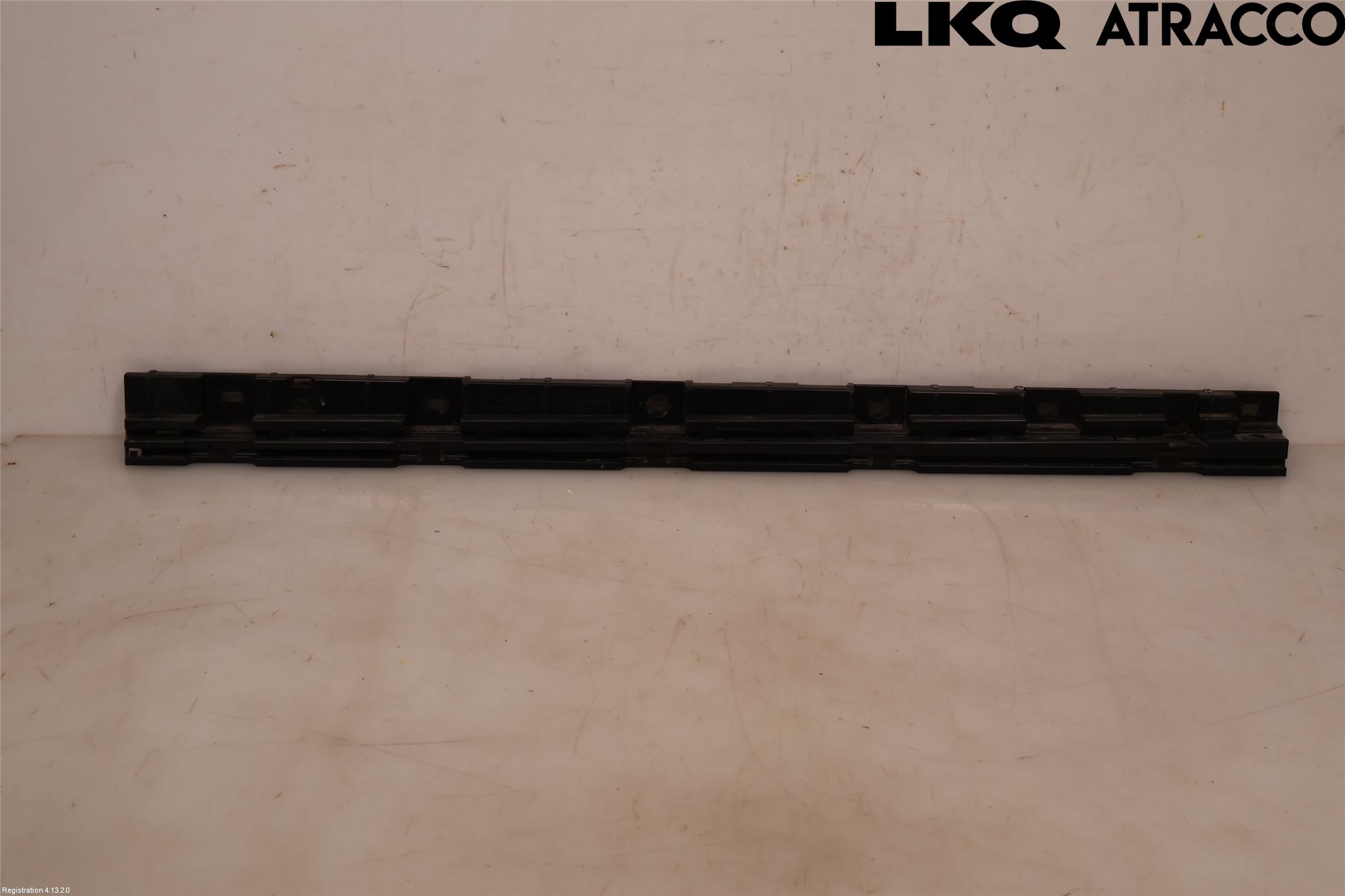 BMW 5 F10/F11/F18 09-17 Kanalskjørt Venstre