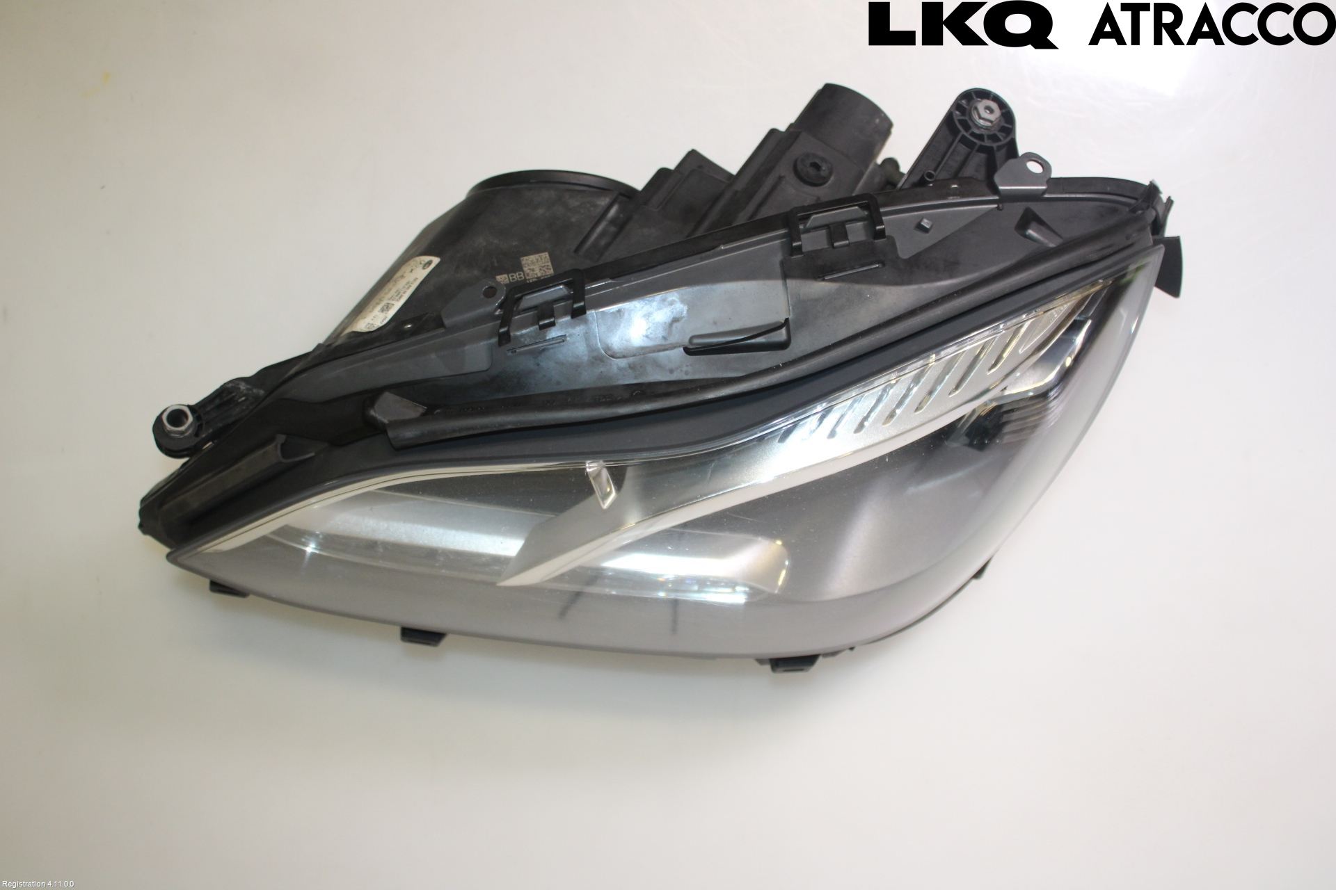 Mercedes-Benz MB E-KLASS (W212) 09-16 Frontlykt Venstre