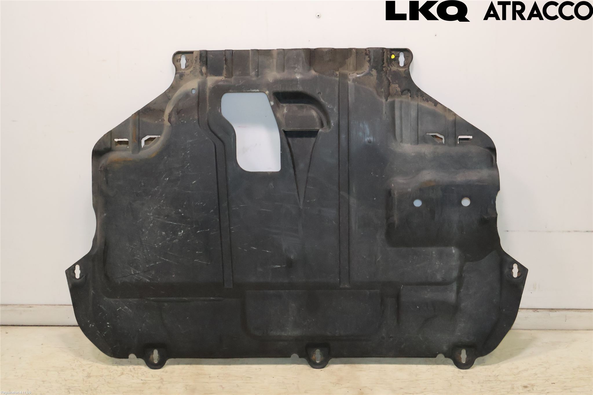 Volvo S40 08-12 Bunnplate U Motor-Gear-Dørk