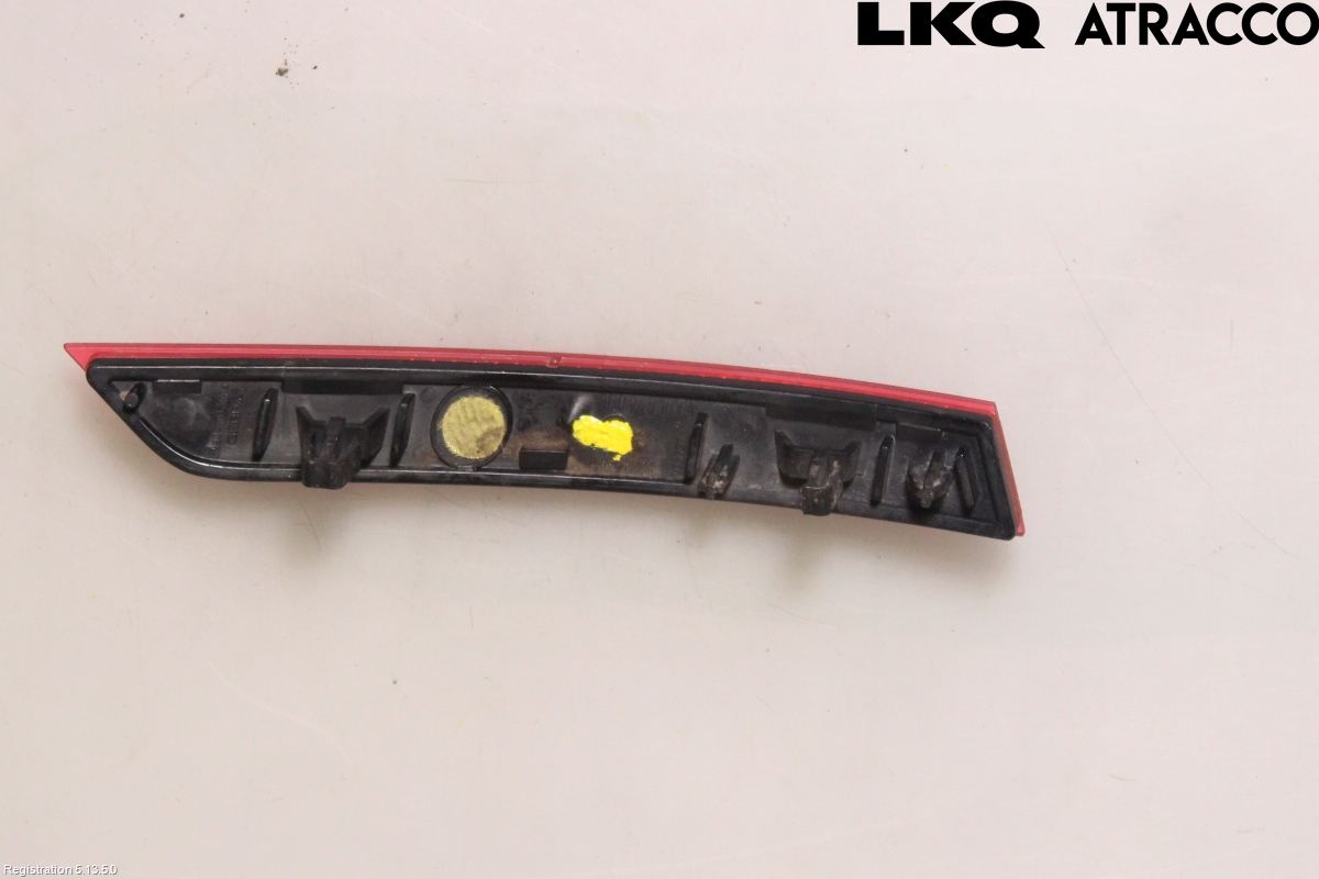Volkswagen VW PASSAT 15-19 Refleks Bak