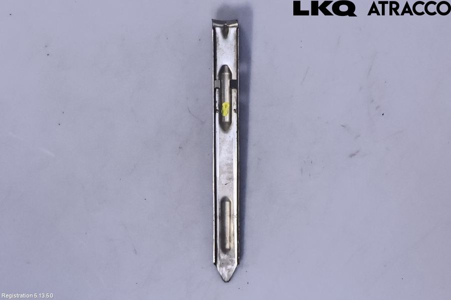 Volvo V70 08-13 Frontlykt Holder-Feste