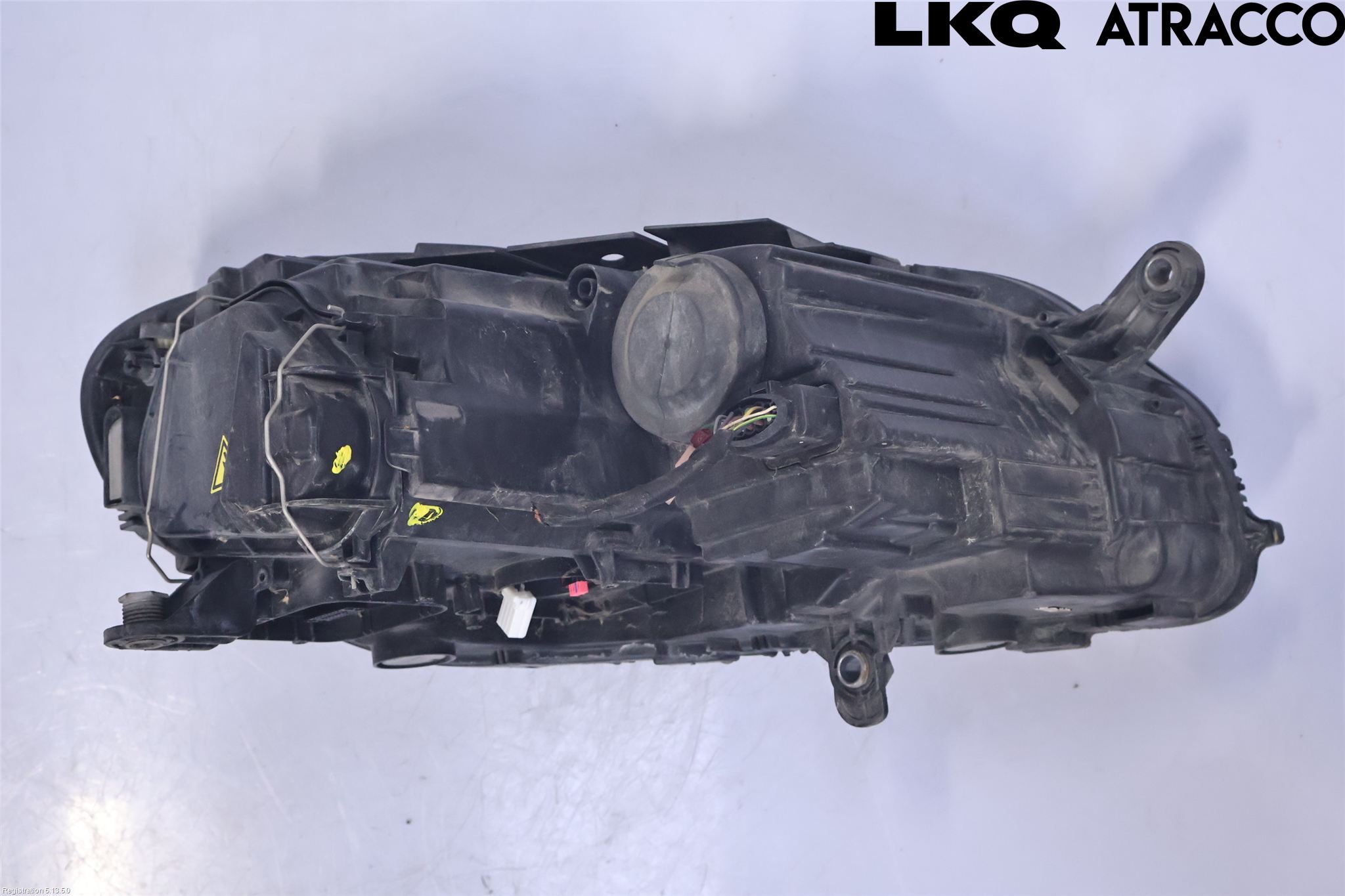 Volkswagen VW PASSAT 11-14 Frontlykt Venstre