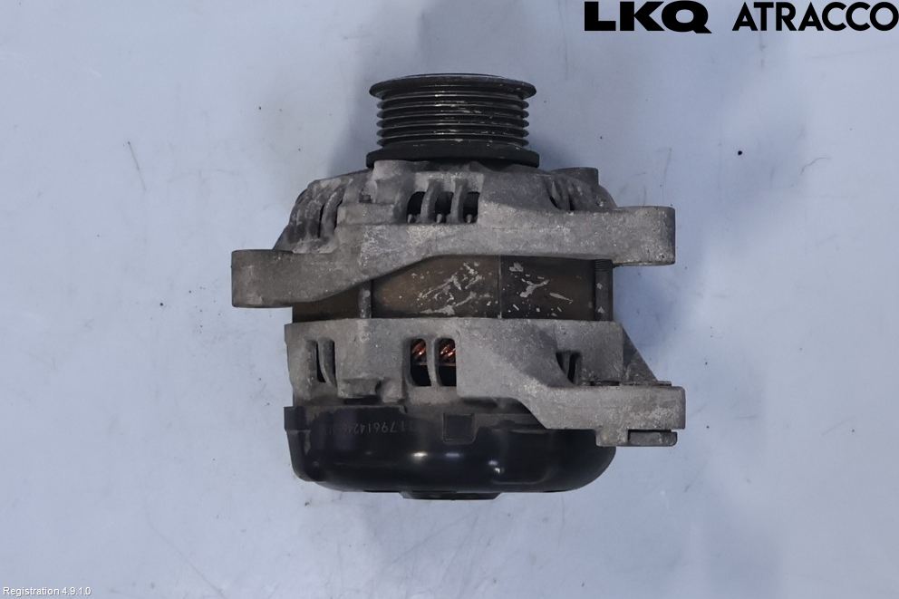 Toyota AURIS 13-19 Dynamo