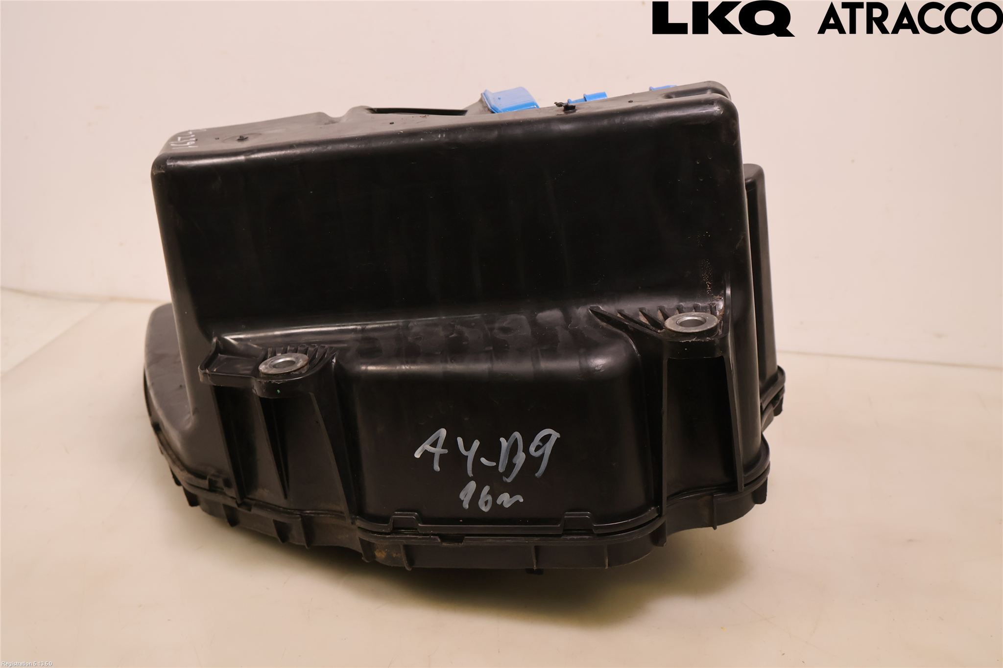 Audi A4/S4 B9 16-19 Adblue Tank