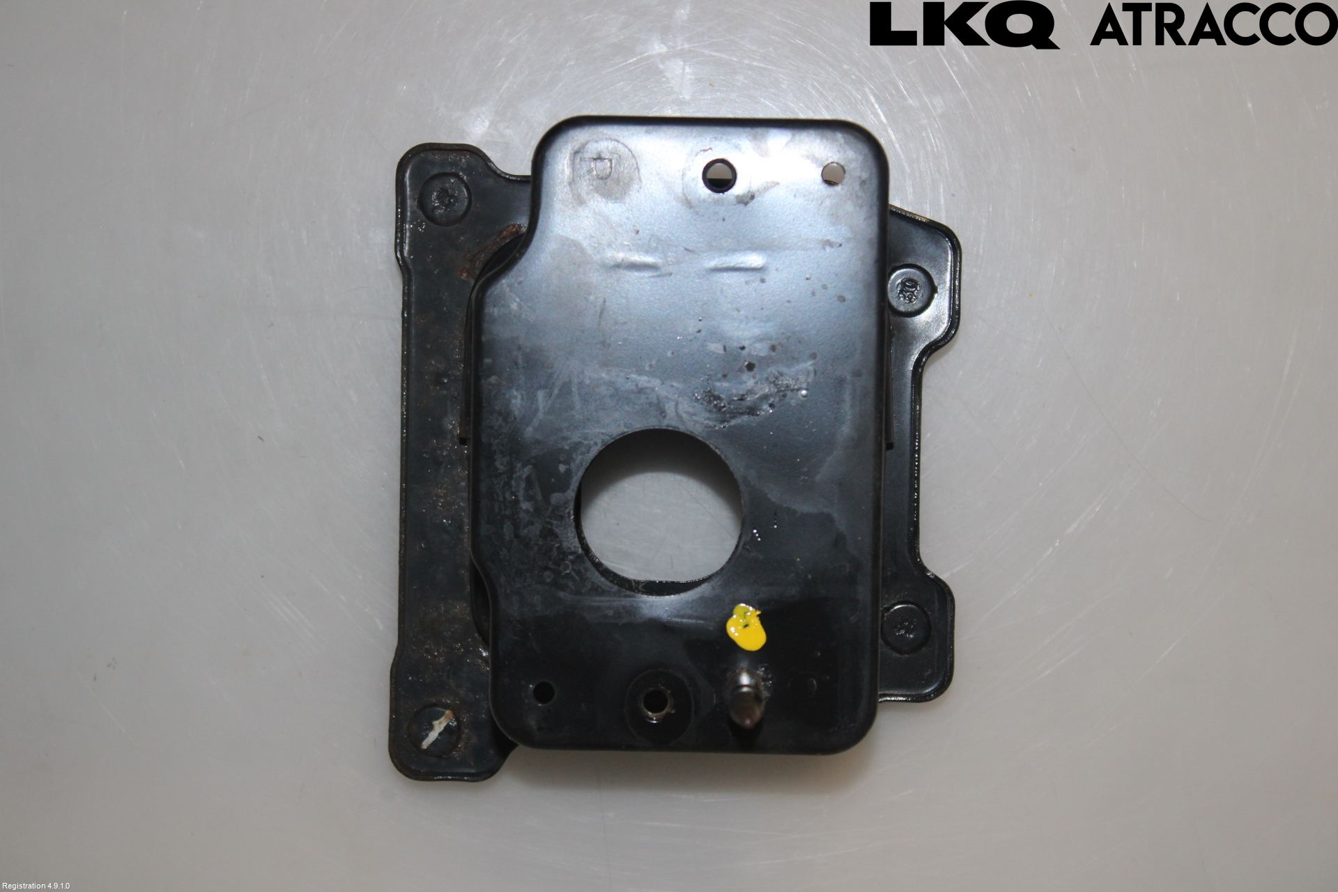 Kia SPORTAGE (QL) 16-21 Støtfanger Bak Feste