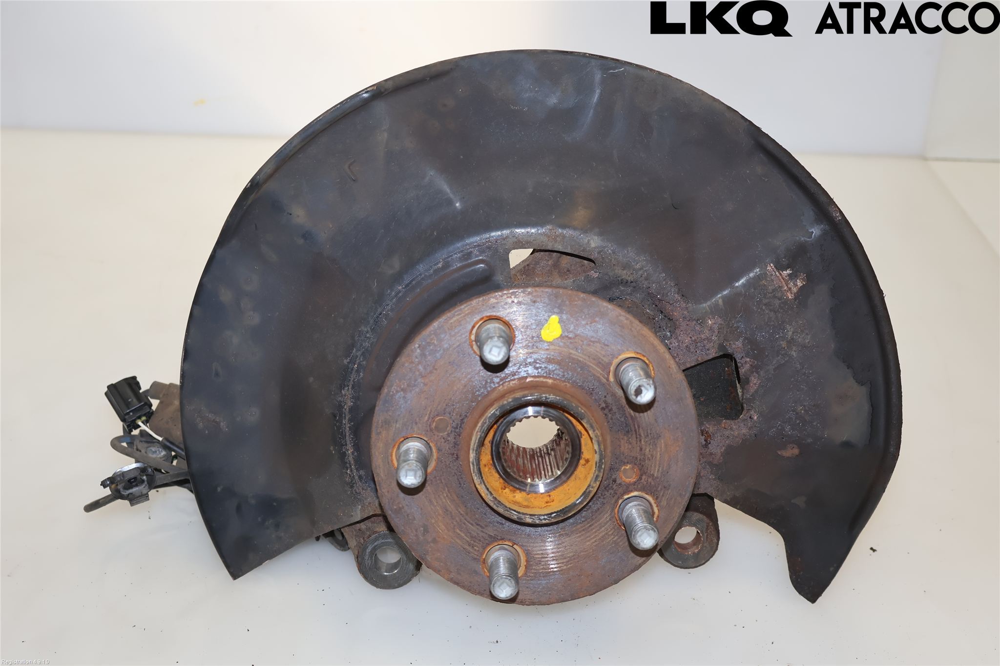 Toyota PRIUS (ZVW50) 16-21 Spindel Vf