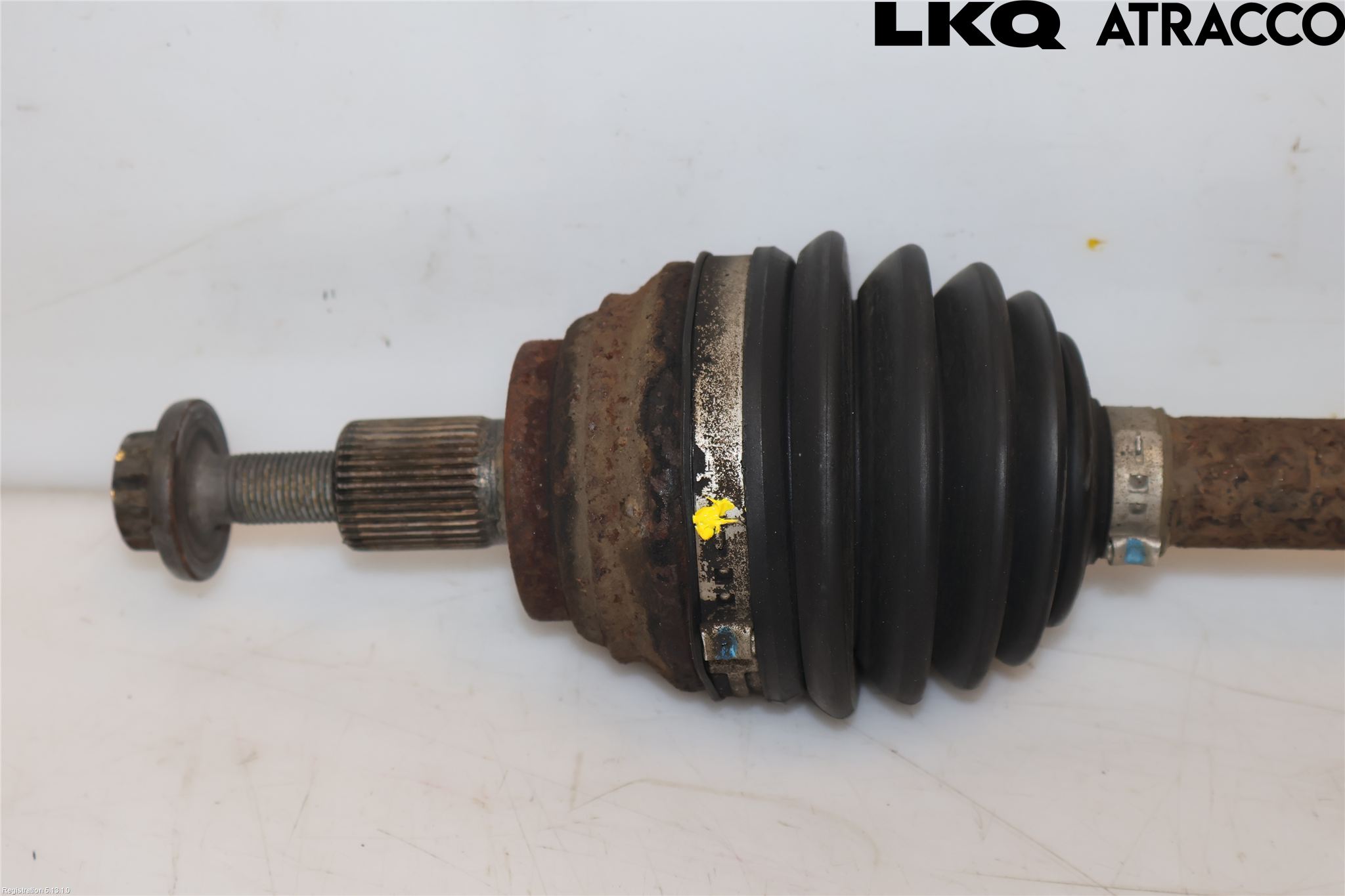 Volkswagen VW BEETLE 12- Drivaksel Foran Kompl Venstre