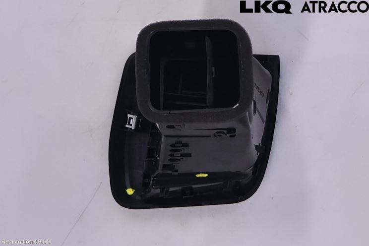 Volvo XC60 18- Dashbord Kanal - Dyse