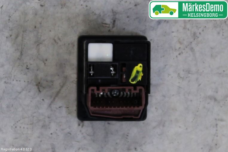 Toyota RAV4 13-18 Bryter Speil