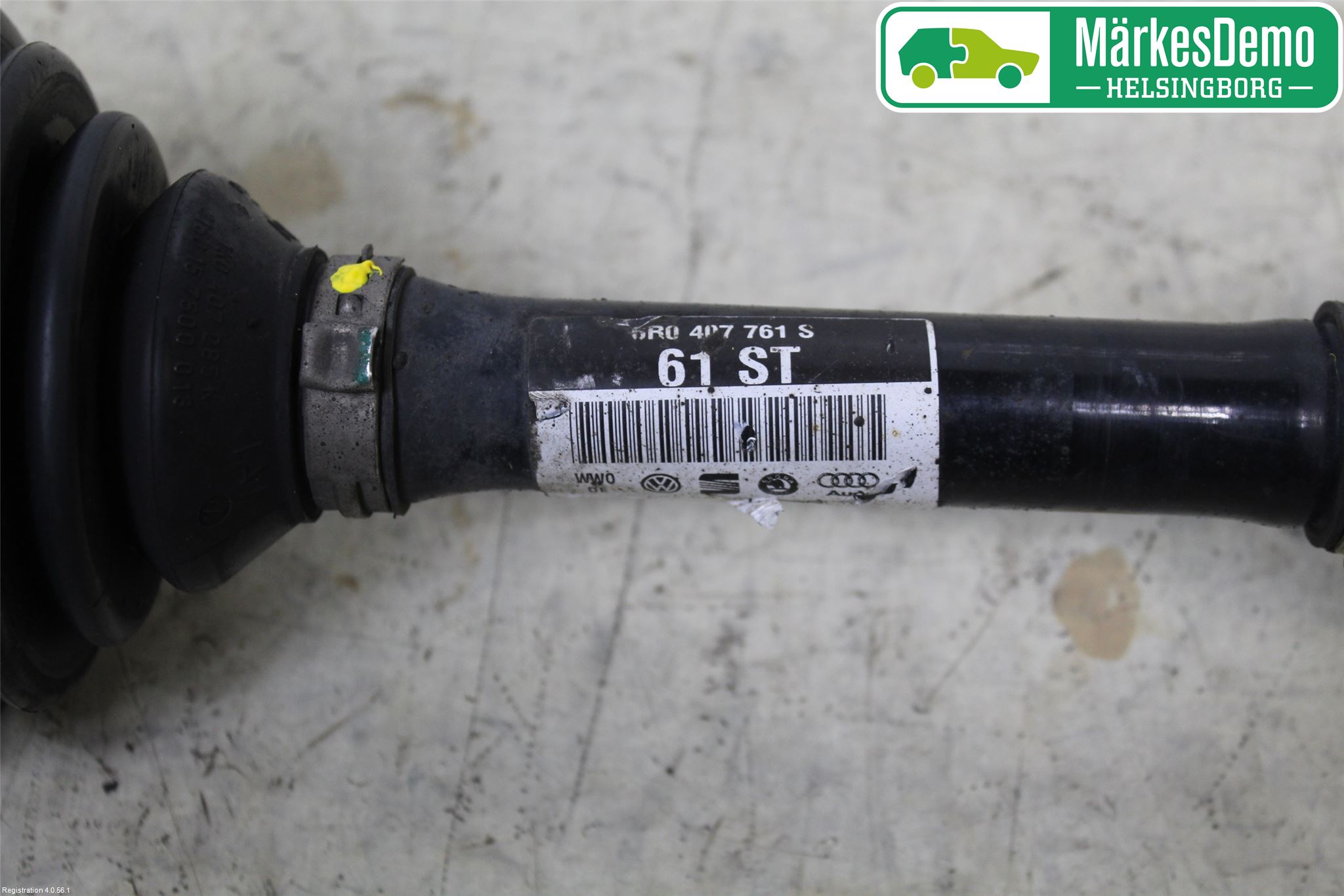 Volkswagen VW POLO 10-17 Drivaksel Foran Kompl Venstre