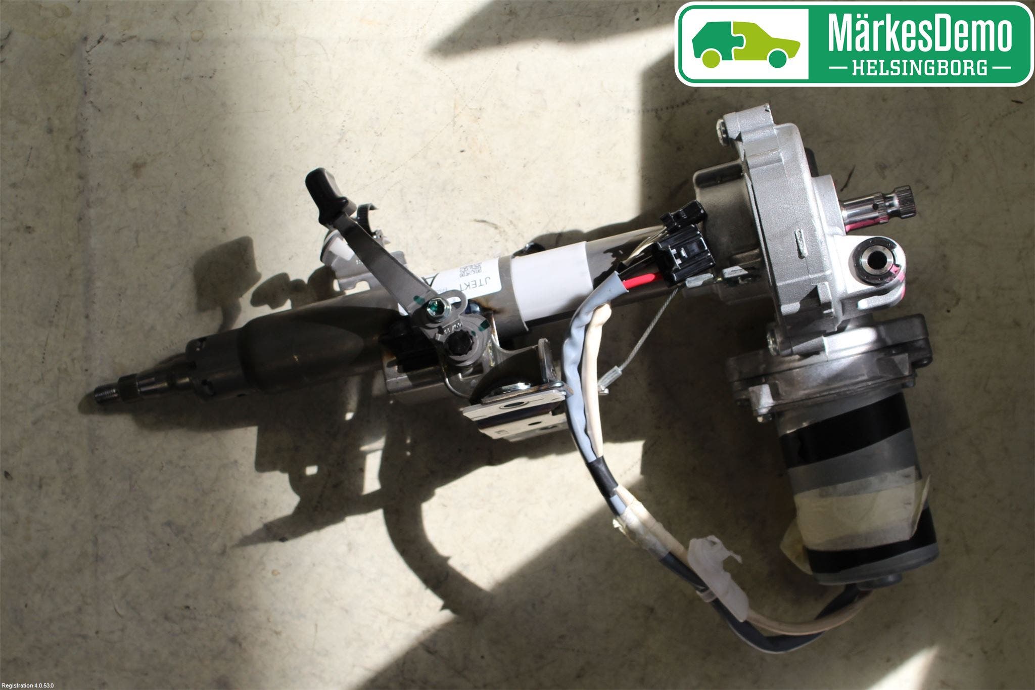 Toyota YARIS XP130 15-20 Rattakselaggregat Innebygd Servo