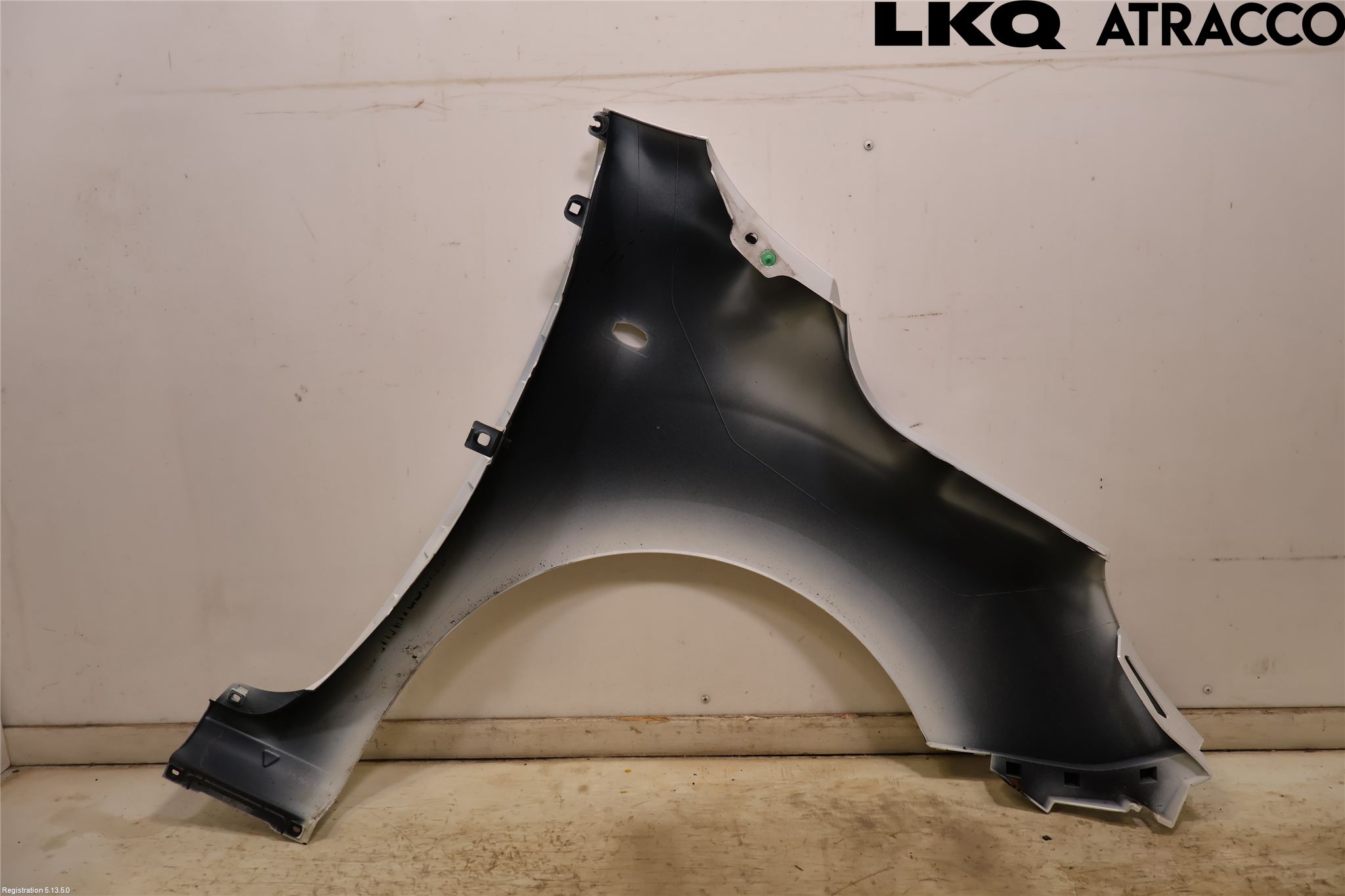 Mercedes-Benz MB CITAN (W415) 13-21 Skjerm Foran Venstre