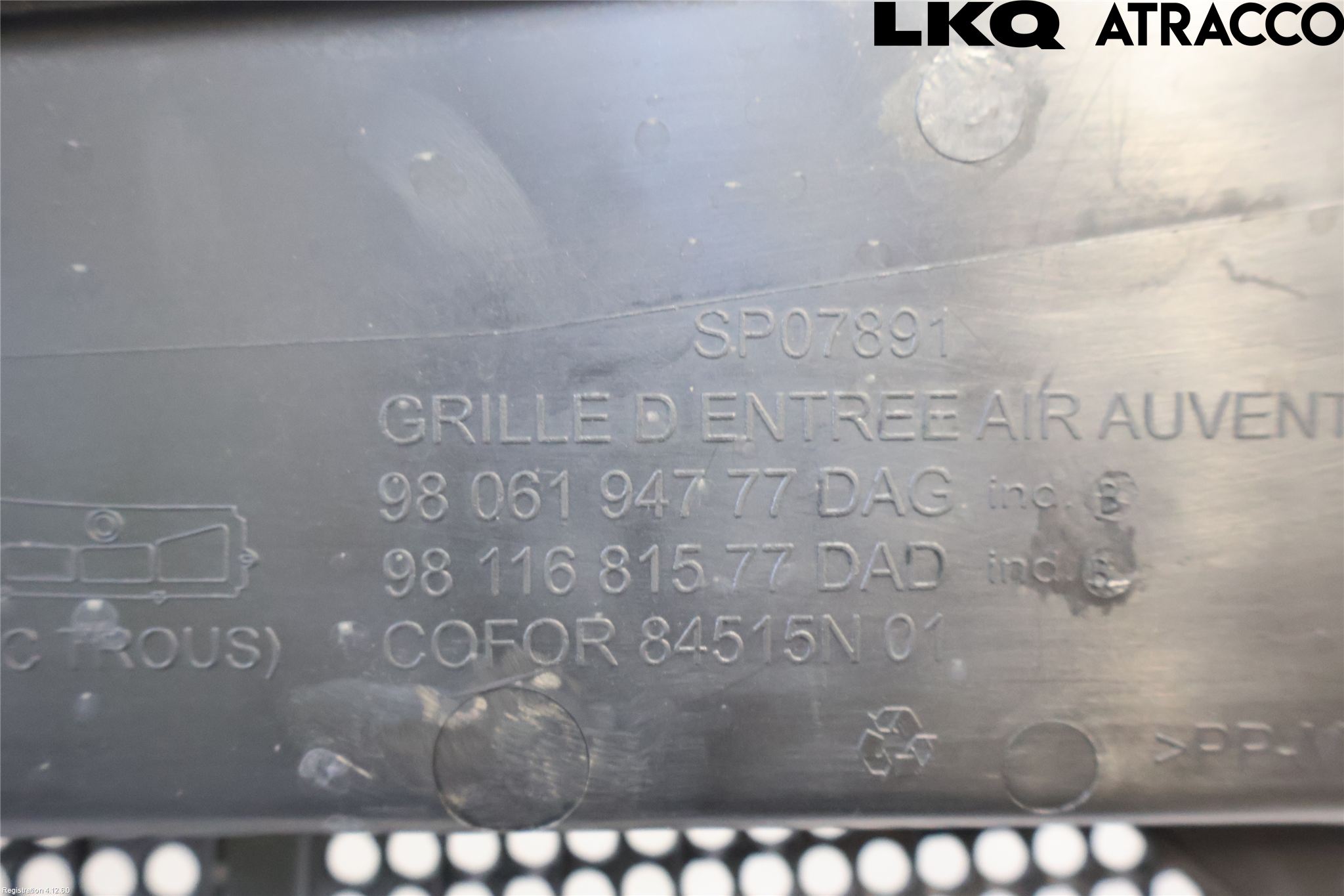 Toyota PROACE II 16- Visker Deksel-Grill-Under Frr